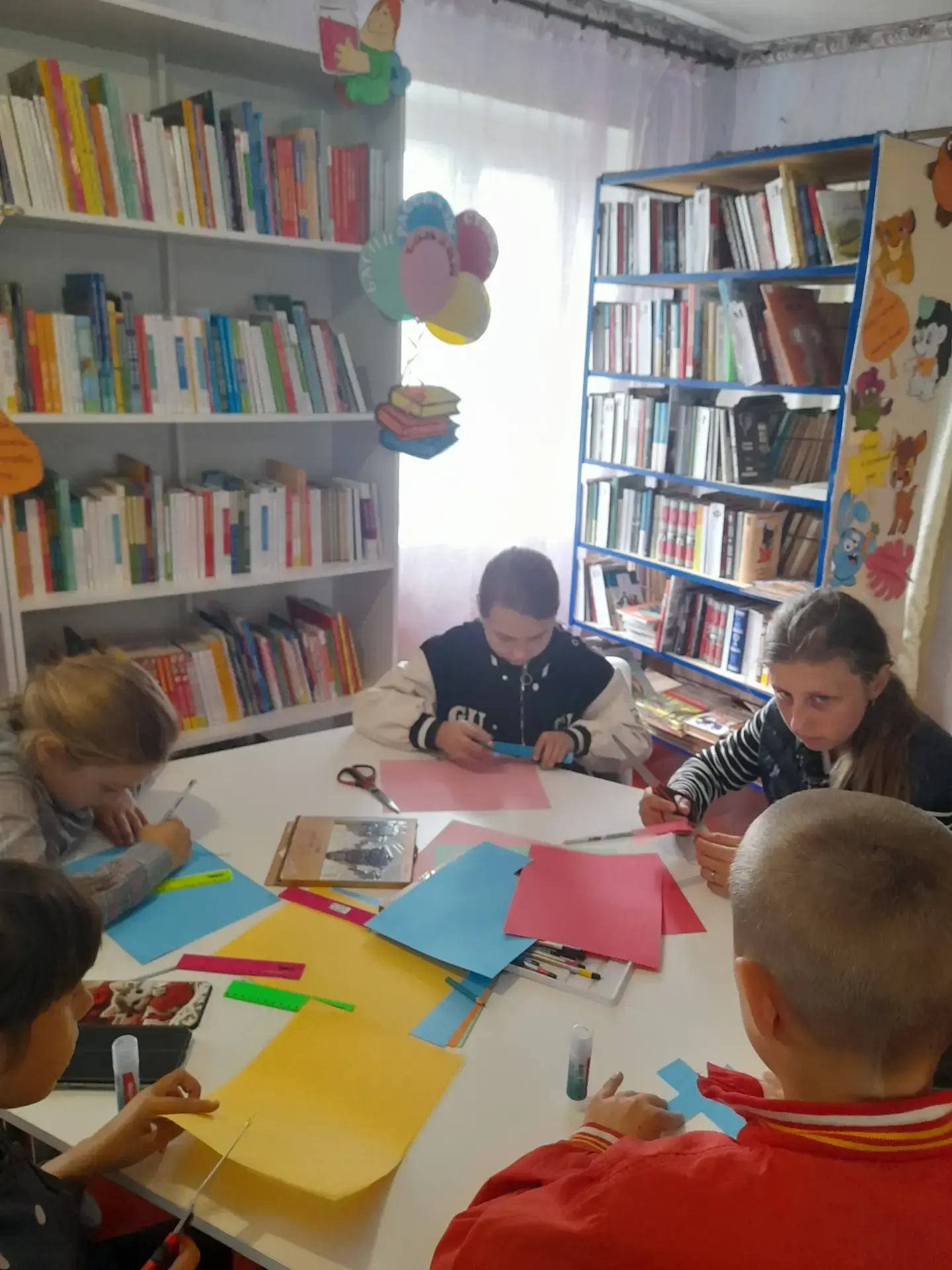 Библиотека - это не только дом, где хранятся умные и добрые  книги, это ещё и территори...