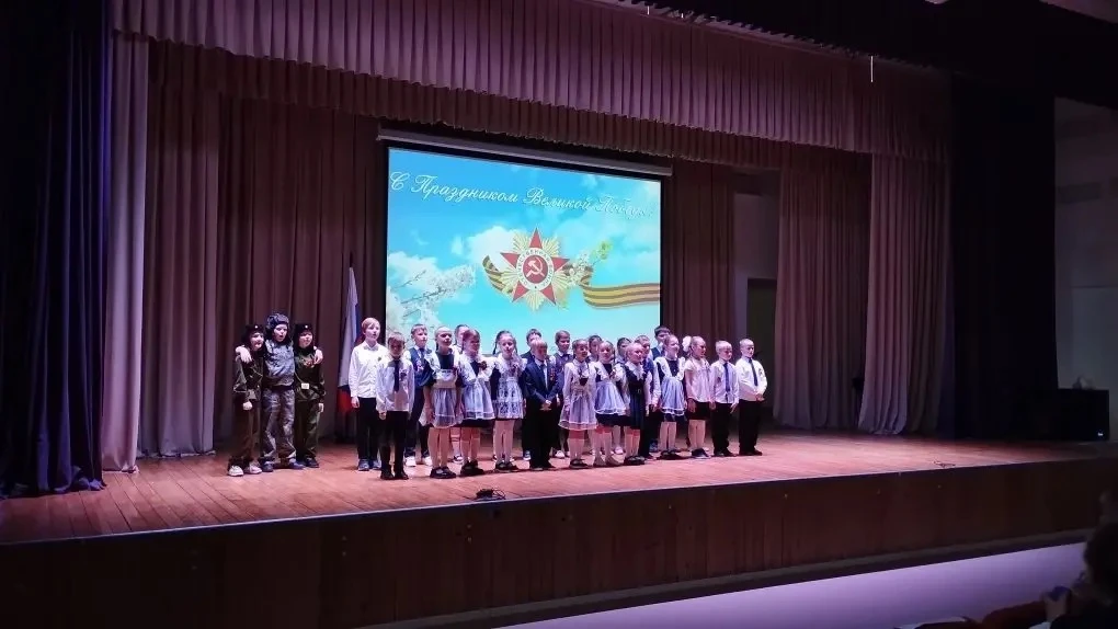🇷🇺🎗В честь Дня Победы в нашем центре прошёл военно-патриотический Фестиваль.   9 мая – особенный ден