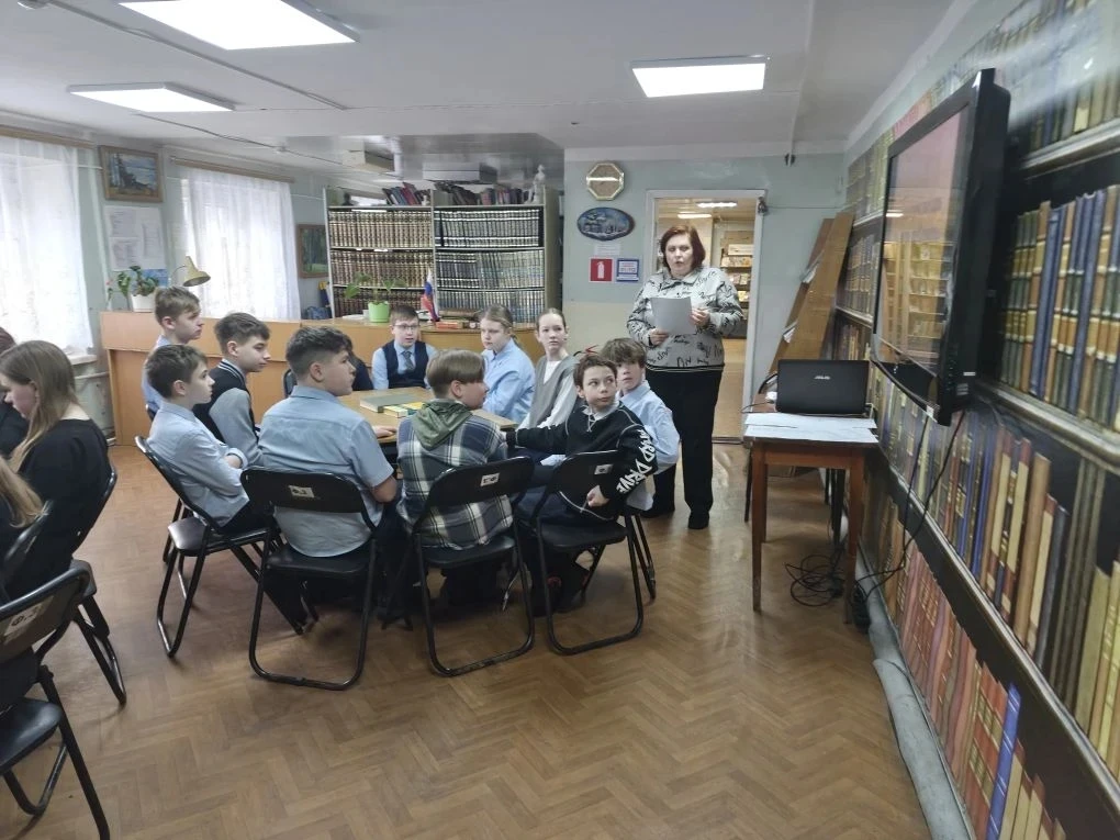 📚 В ГОСТИ К СЛОВАРЯМ: 6В В БИБЛИОТЕКЕ Интересно знакомиться с новыми словами? А как же это сделать б
