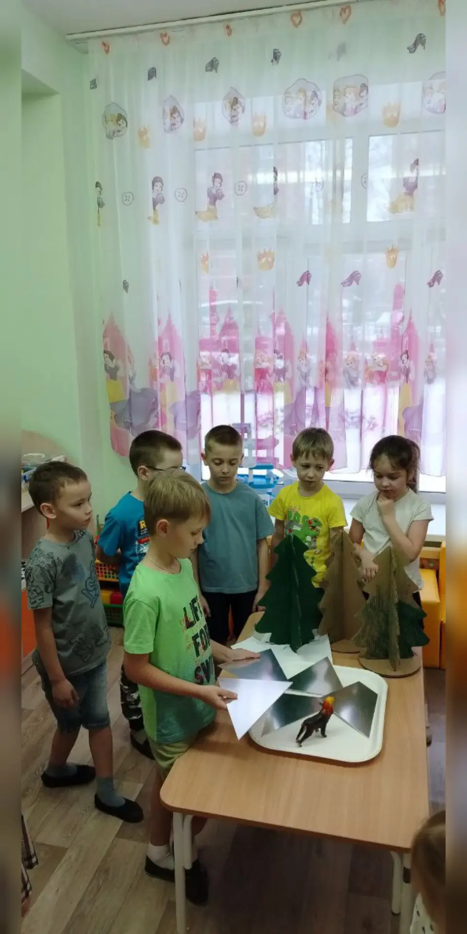 Одним из основных приоритетов работы дошкольного учреждения является охрана жизни и здоровья детей, 