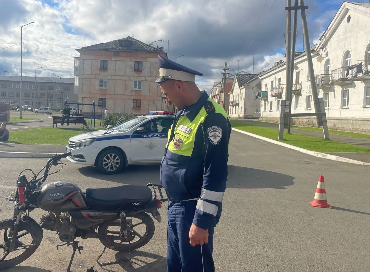 13-летний подросток на мопеде попал в ДТП в Волчанске