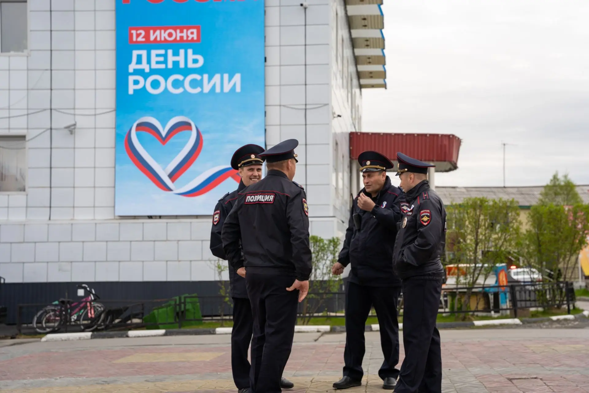 😎Полицейским удвоят выплаты