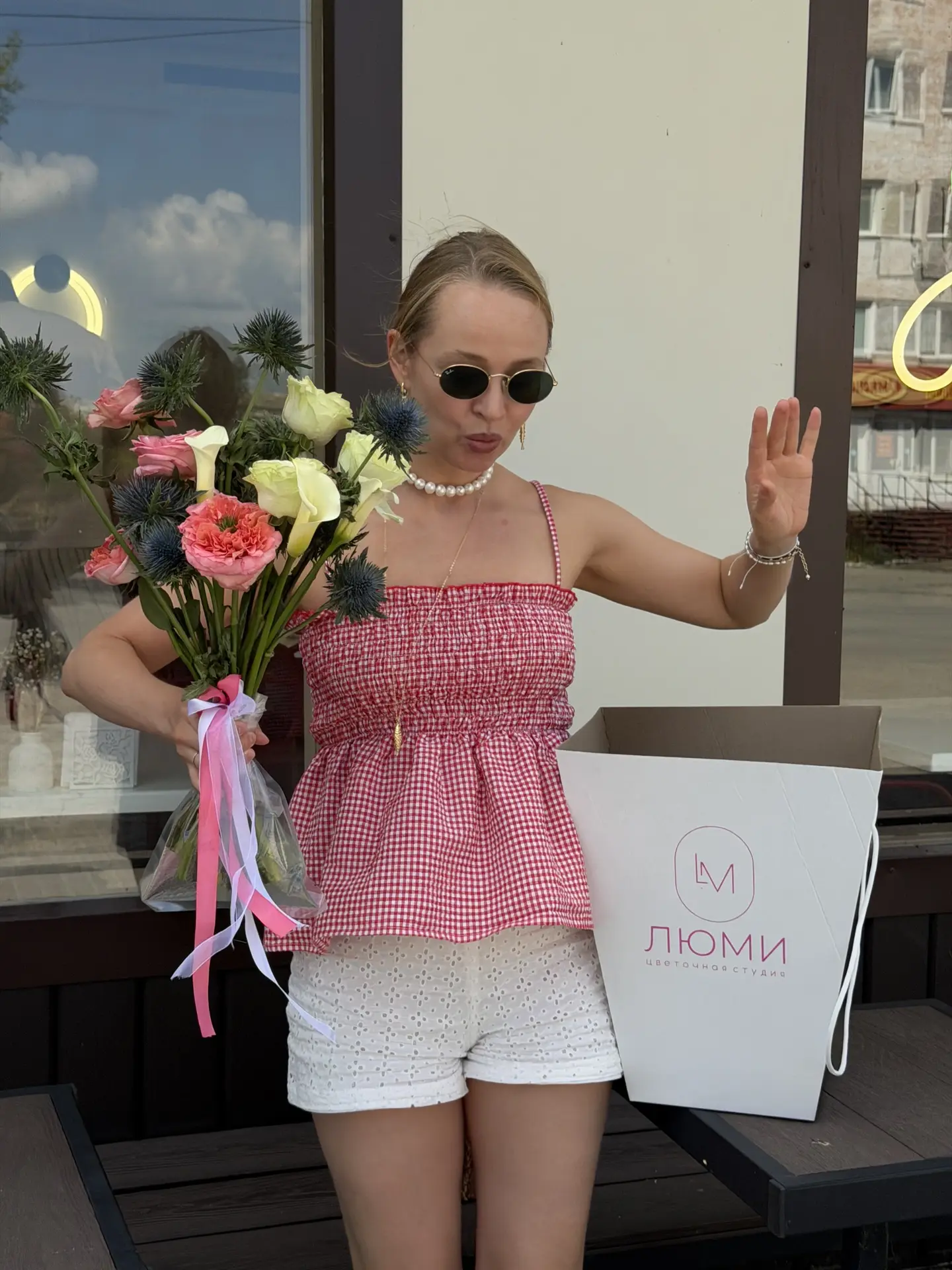 А мне вот такой необычный букетик подарили😍🥰