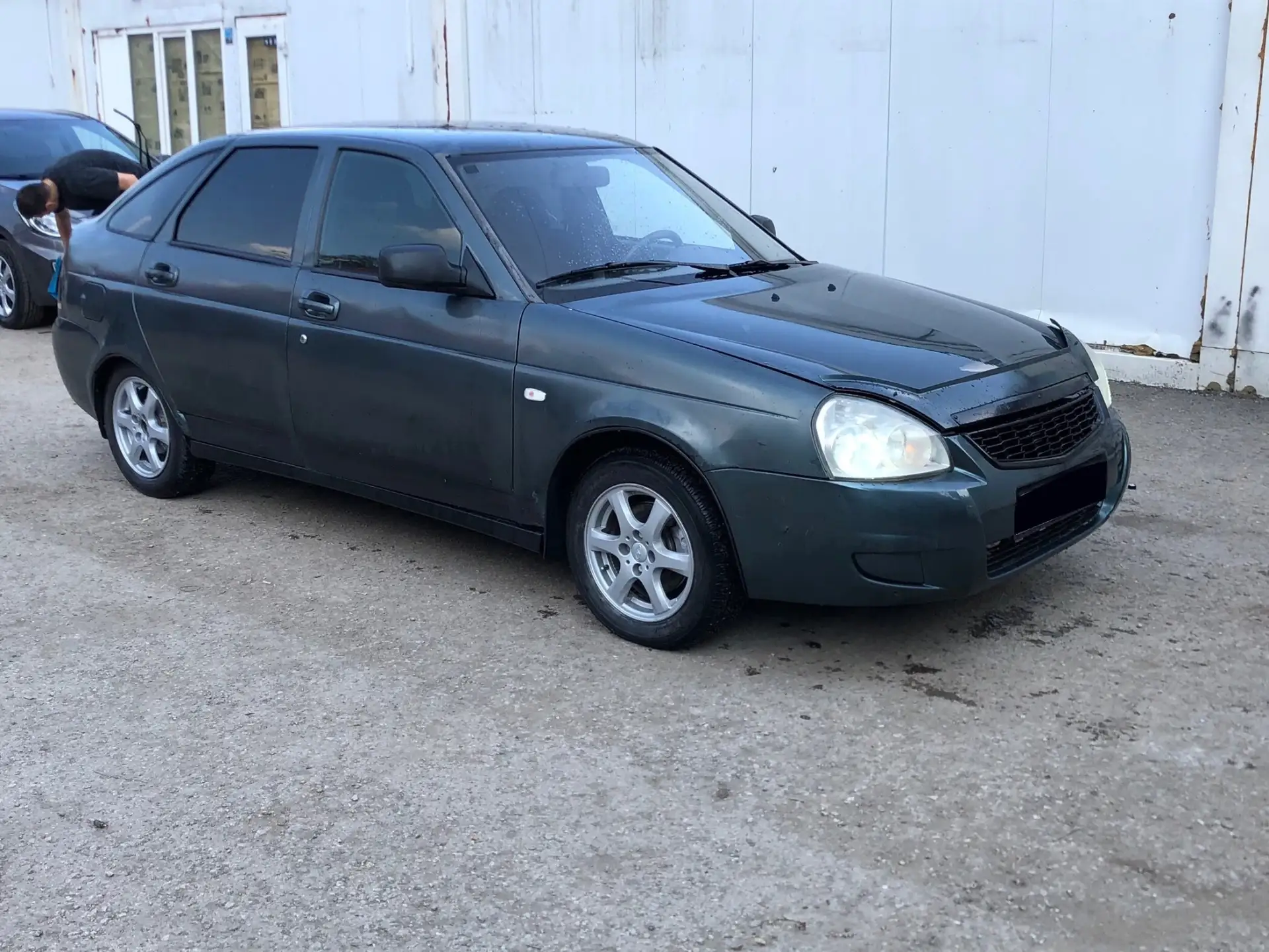 Продаю Приору хетчбэк 2008 года.