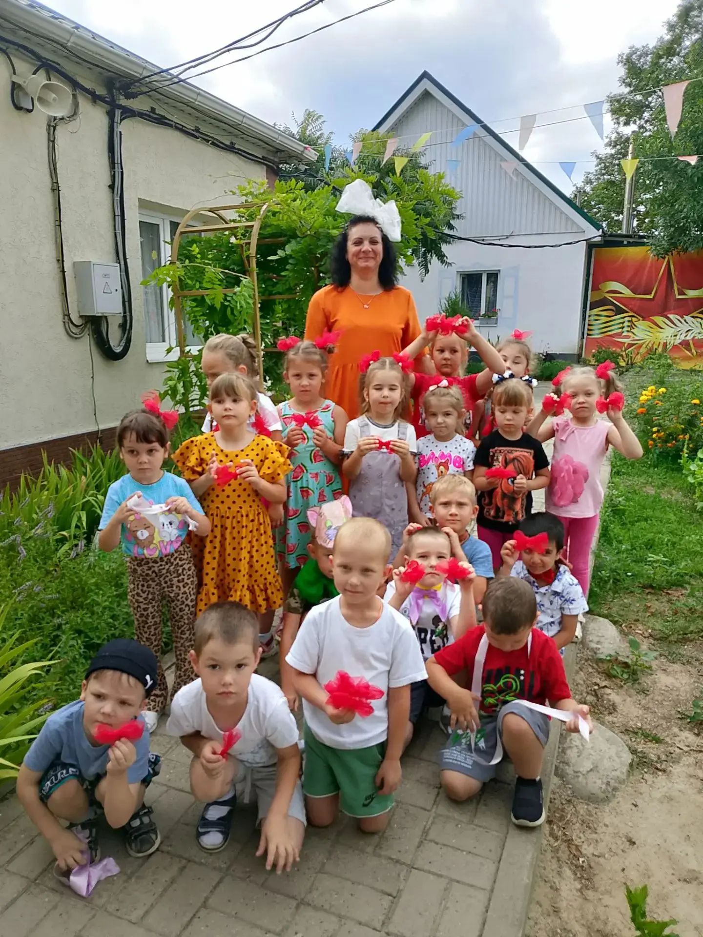 ✨️Сегодня в нашем детском саду прошел веселое, красивое и яркое развлечение «Банты и ба...