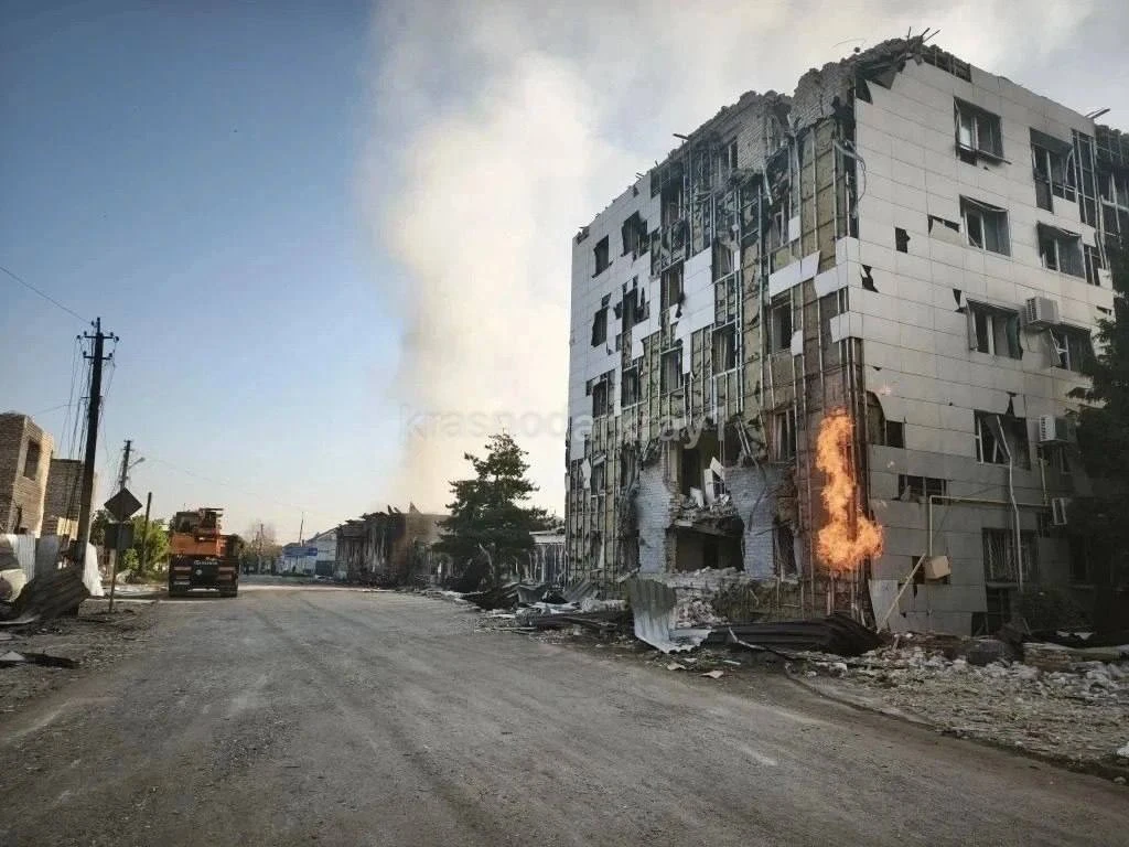 ⚡️Число погибших в Старобельске из-за чудовищного преступления ВСУ увеличилось до 21, поисковые рабо