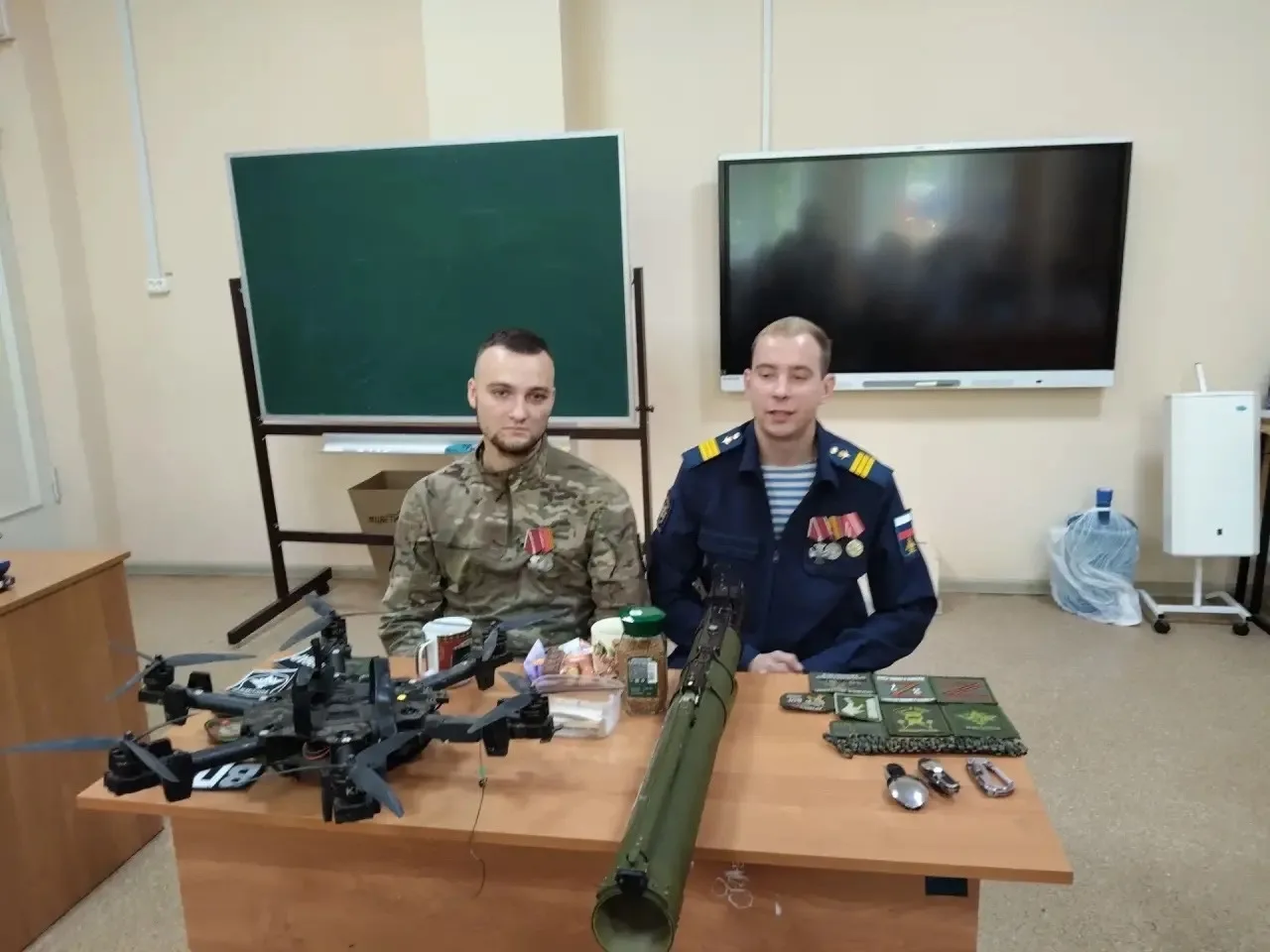 🇷🇺 Урок мужества в 8 Б классе!