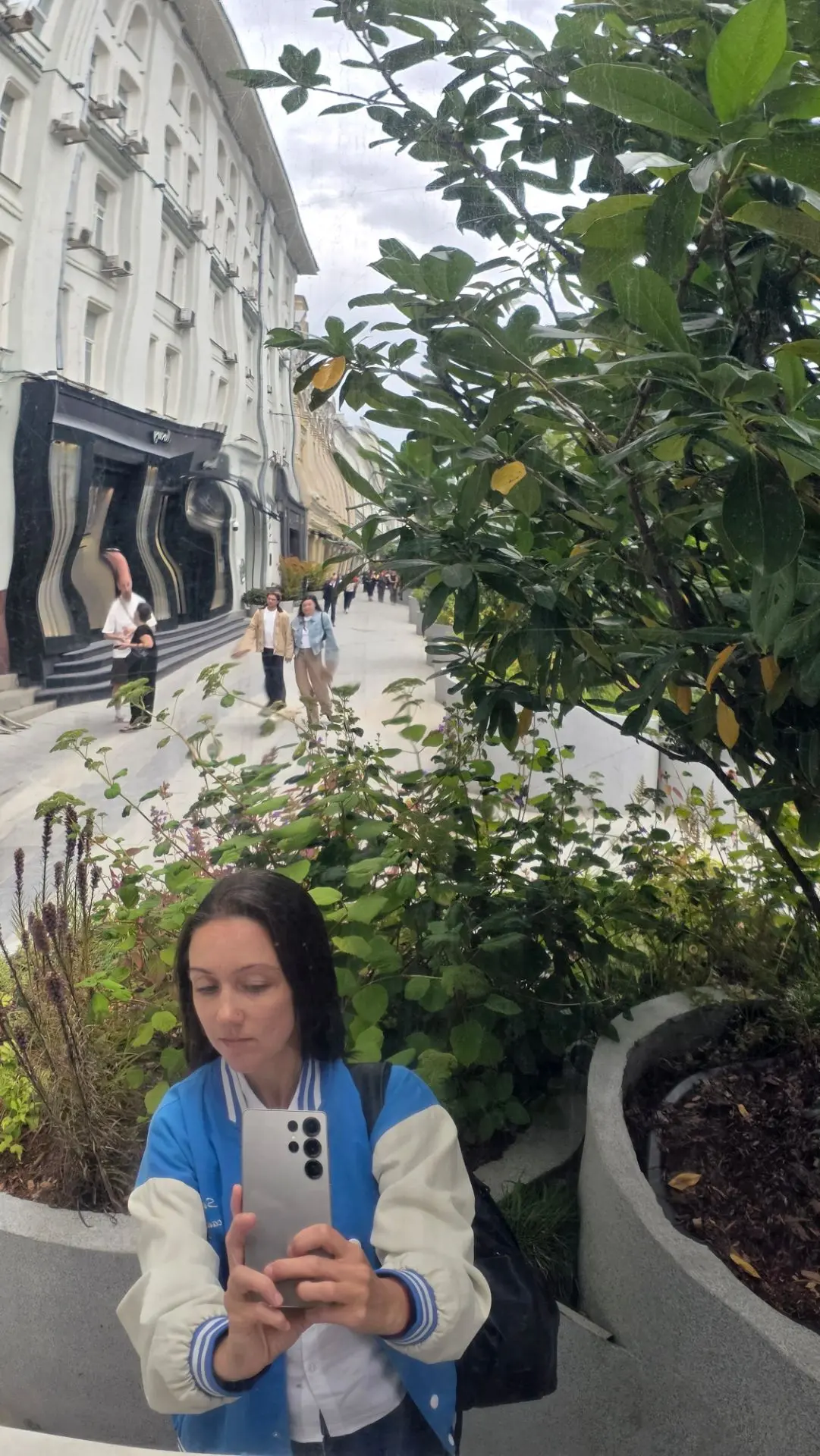 "Сады и цветы" в центре Москвы в Столешниковом переулке🌿