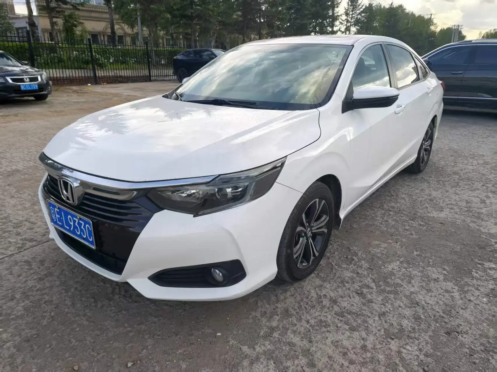 Новости из Китая!

Автомобиль HONDA CRIDER прибыл на стоянку в Суньфунхе.

Далее будут подготовлены 