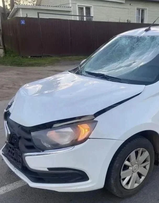 🚨 Трагедия на трассе: 13-летняя девочка за рулём мотоцикла попала в аварию в Ярославск...