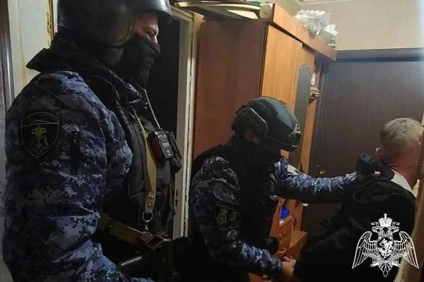 ❗️ В Курске мужчина напал с ножом на свою сестру
