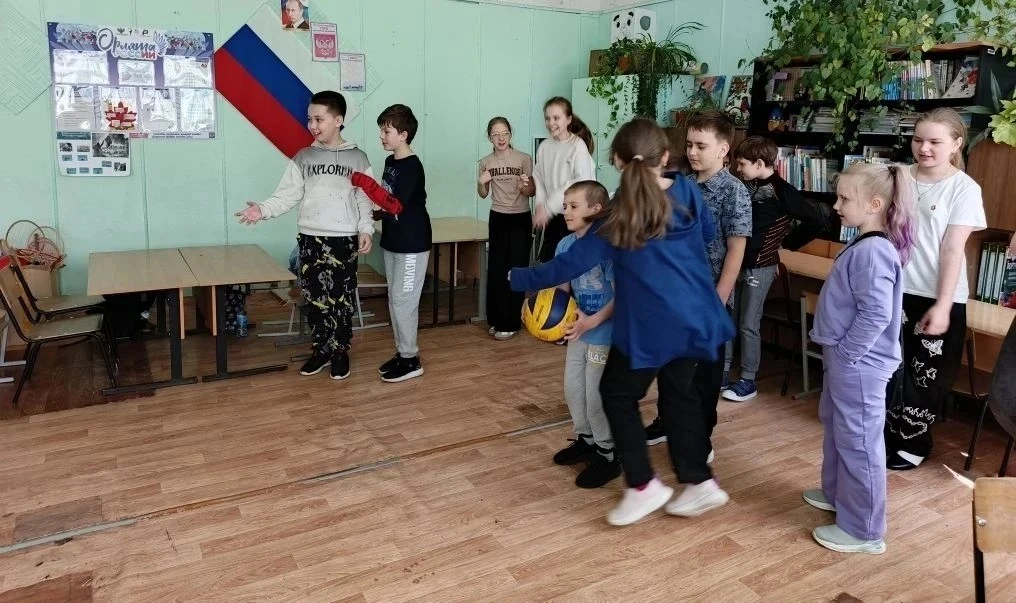 Сегодня в нашем пришкольном лагере царила особенная атмосфера радости и творчества — пе...