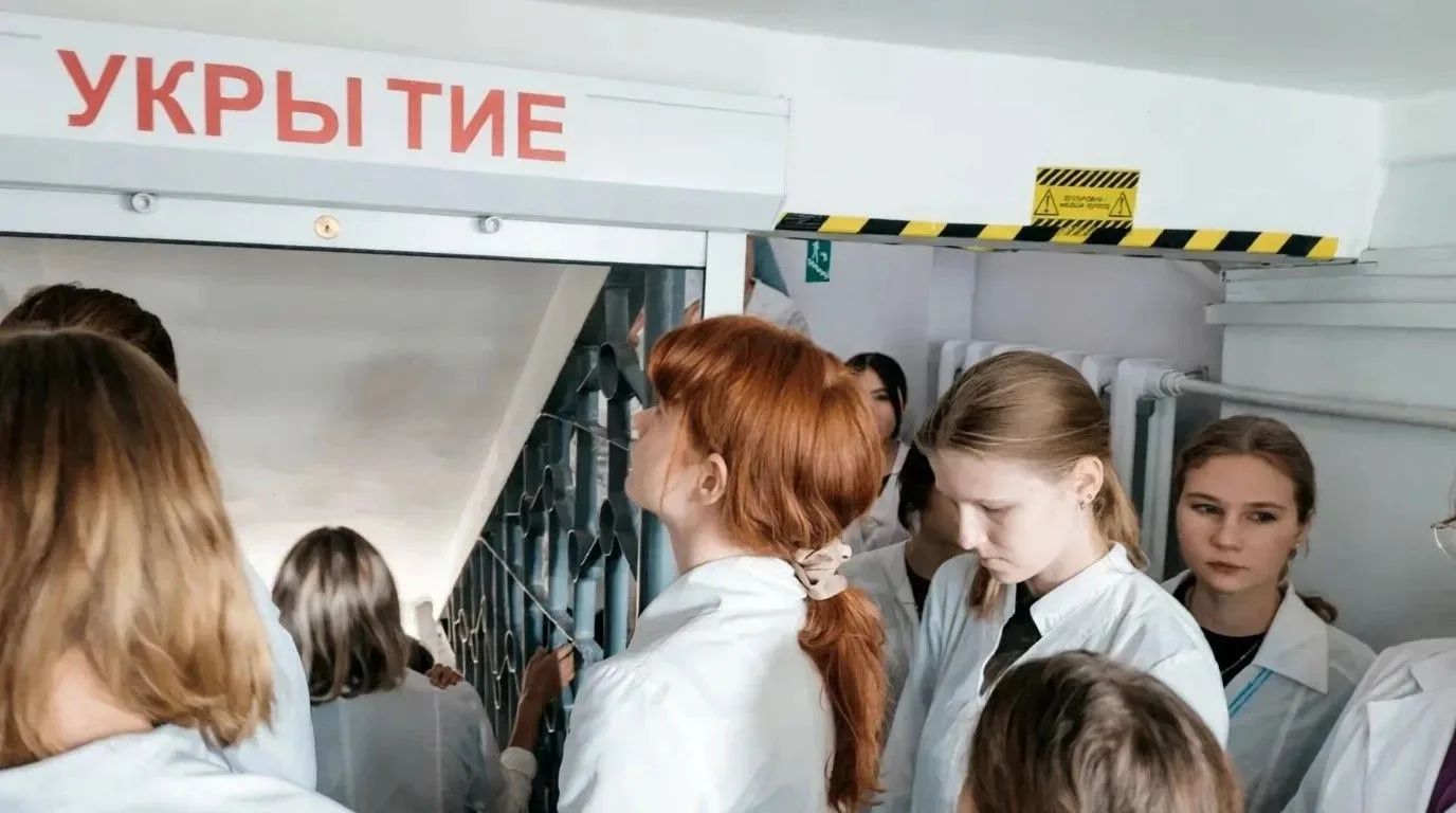 🏥 В Кузбасском медицинском колледже прошли кураторские часы и занятия по безопасности ...