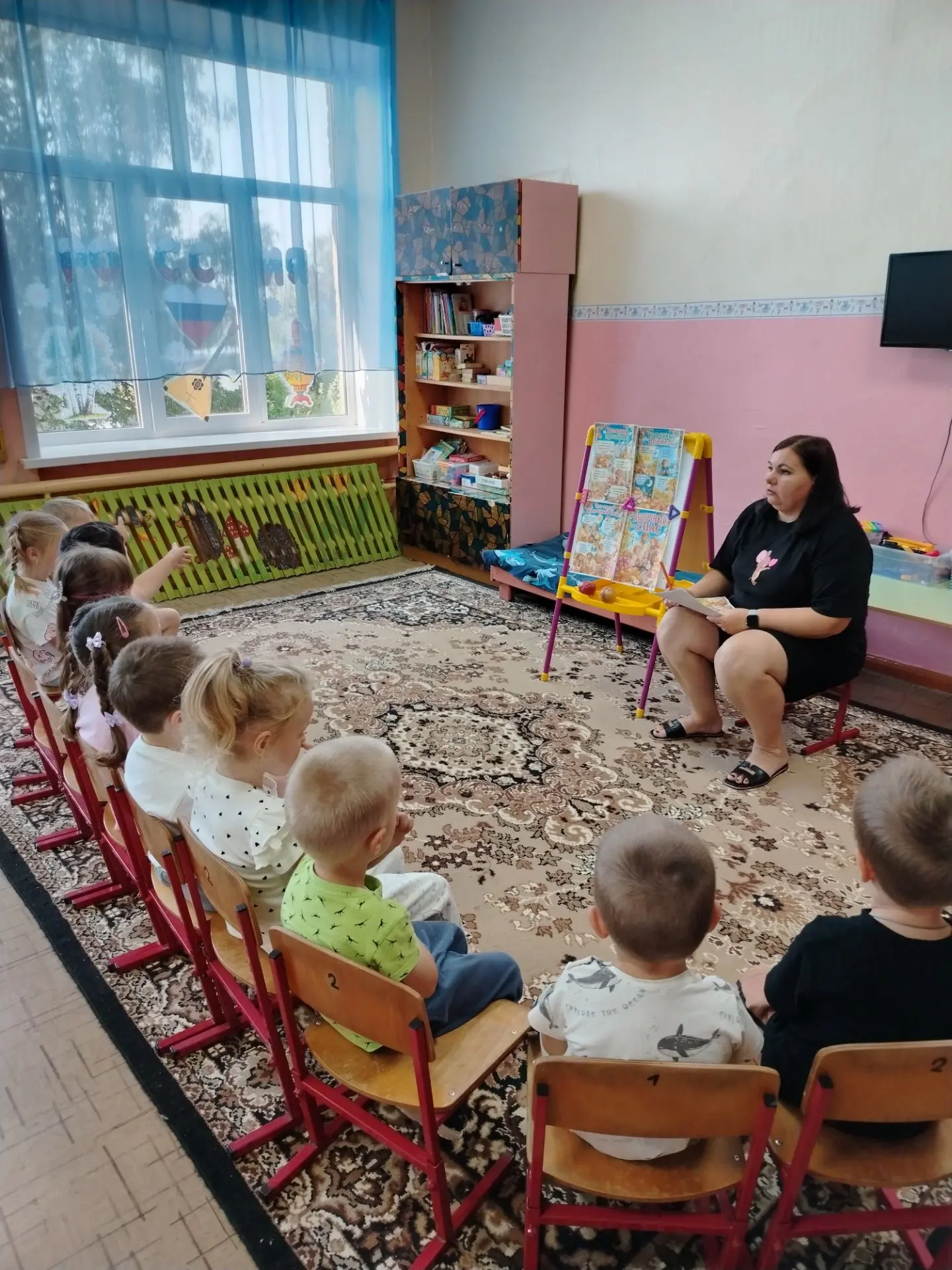 Сегодня в нашем детском саду прошел тематический день, посвященный народному празднику ...