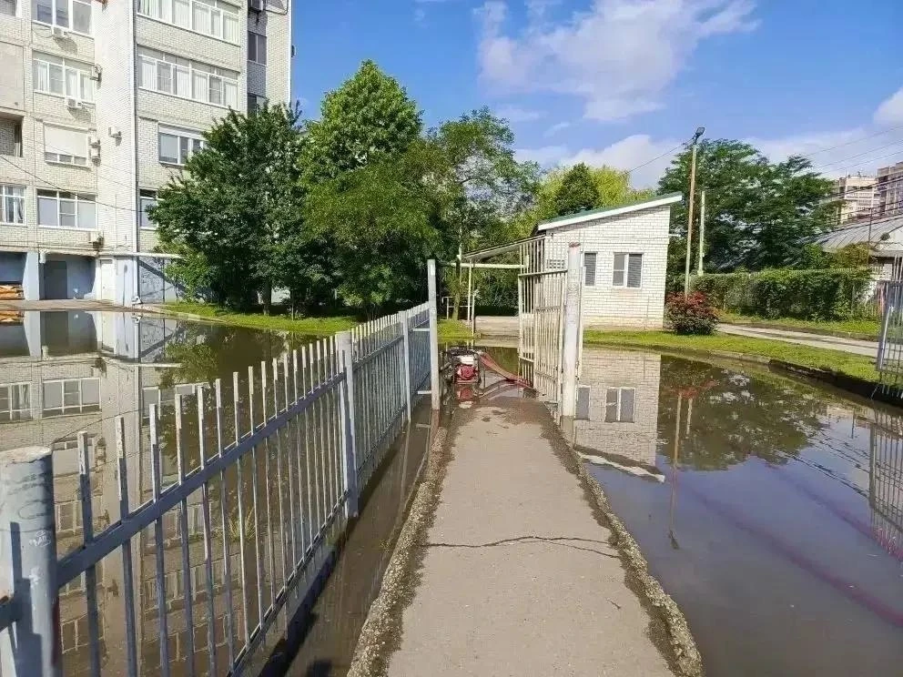 🌧 Мэрия Краснодара сообщила о ликвидации последствий дождя

Последствия непогоды устраняют в Музыка