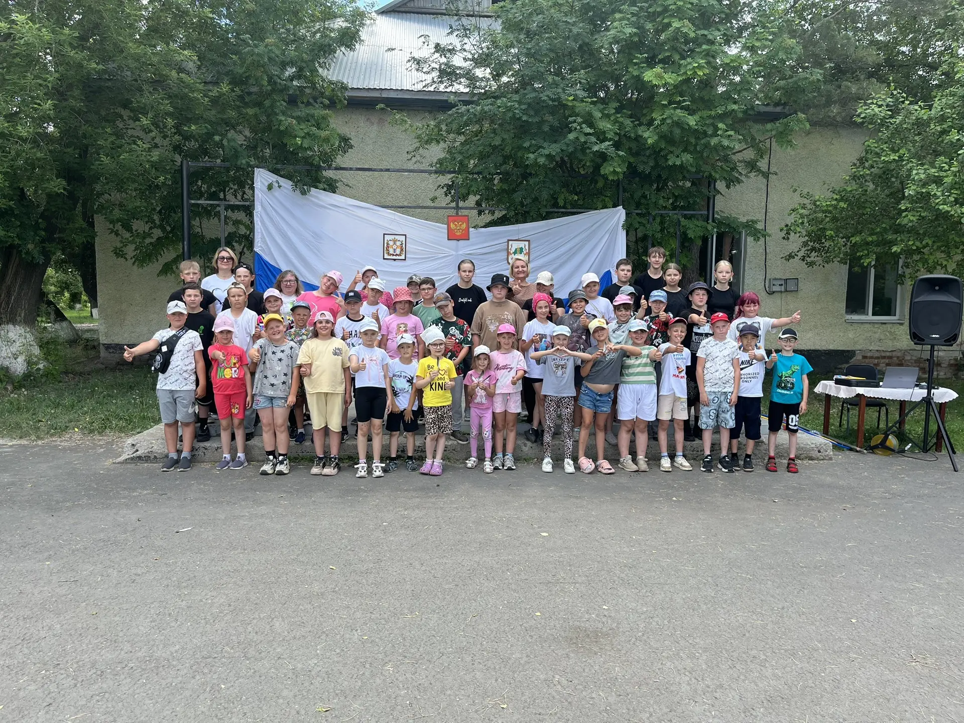 День России в школьном лагере: спорт, творчество и любовь к Родине.
12 июня в нашей стране отмечаетс