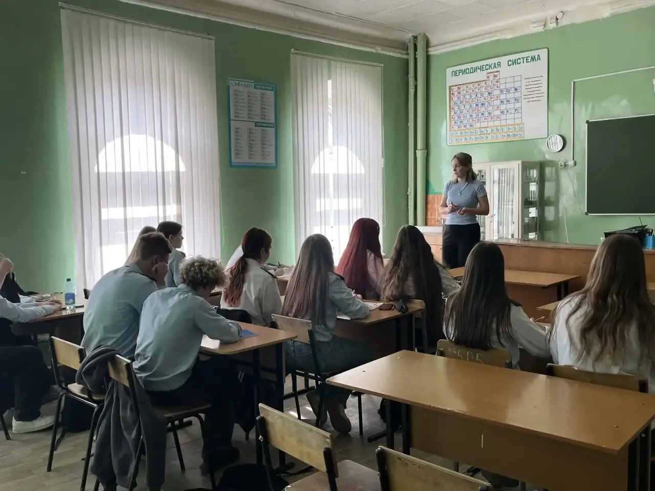 В течении месяца со студентами первого курса преподаватели проводили профилактические беседы на тему