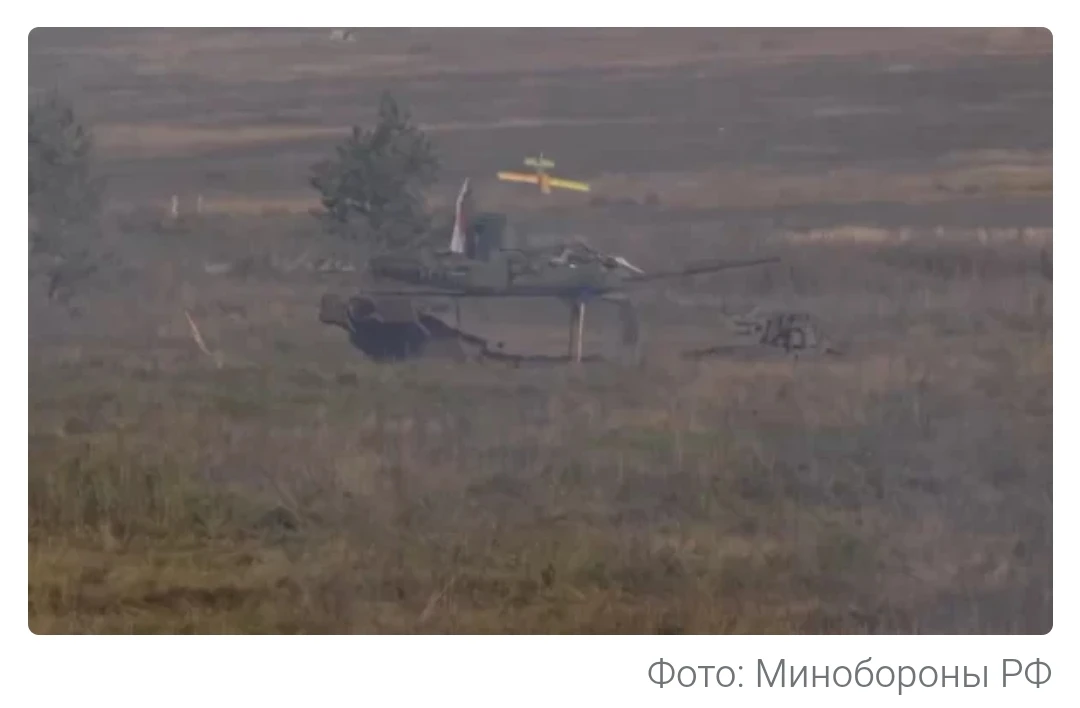 Танки Т-14 «Армата» и Т-90М «Прорыв» приняли участие в основном этапе учений «Центр-202...