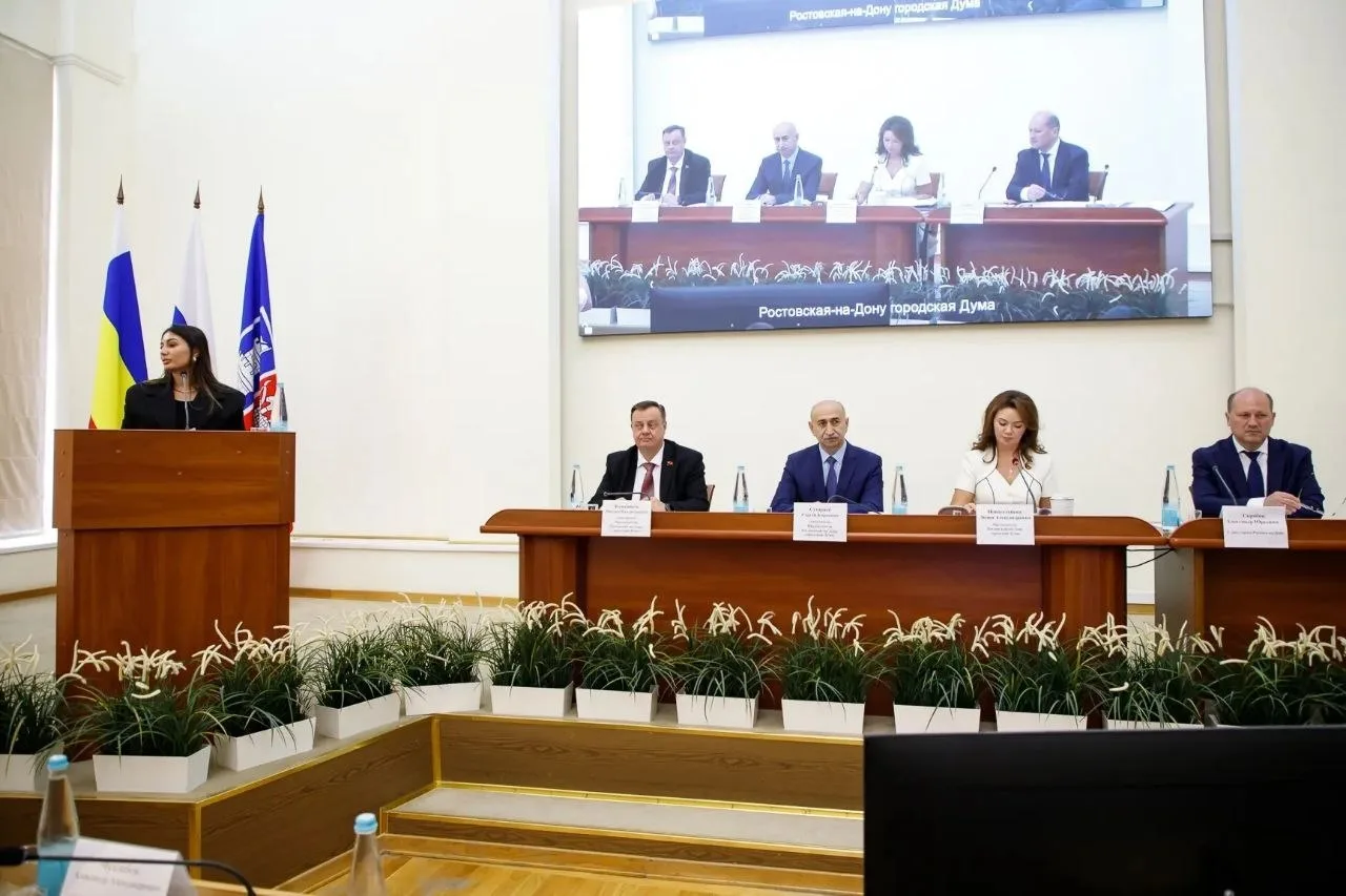 Депутаты одобрили работу города по развитию добровольческого движения в Ростове.

Для жителей донско