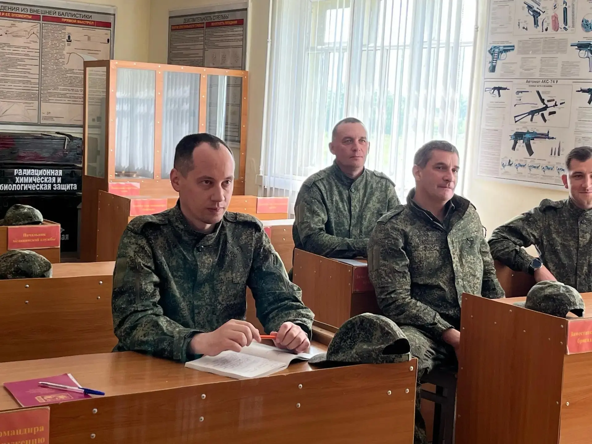 Три группы добровольцев отряда «БАРС-Орёл» успешно прошли обучение на полигоне и уже пр...
