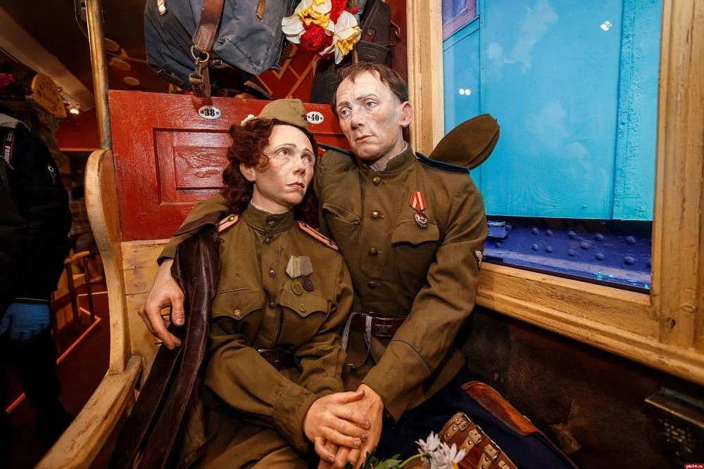 «Поезд Победы» едет в Кировскую область! 🚂❤    Первая в мире иммерсивная передвижная выставка-музей 