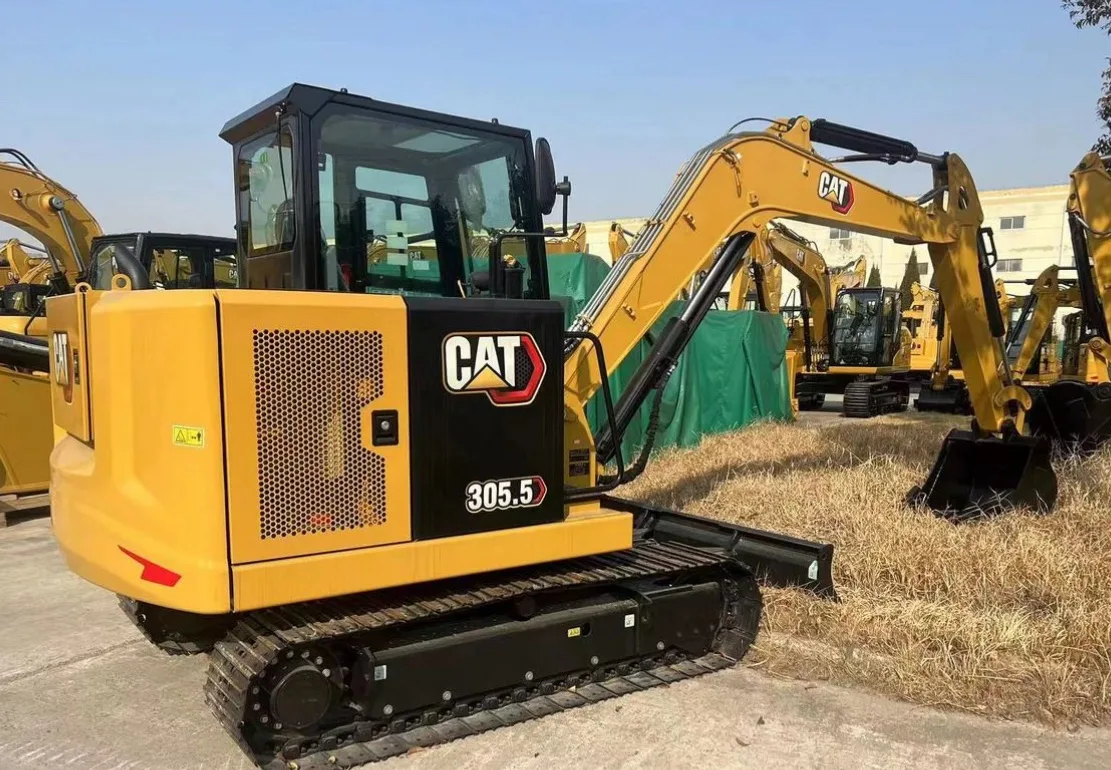 Мини-экскаватор

CAT 305.5, 2026г.

Кабина- остеклённая с кондиционером и отопителем, ковш, система 