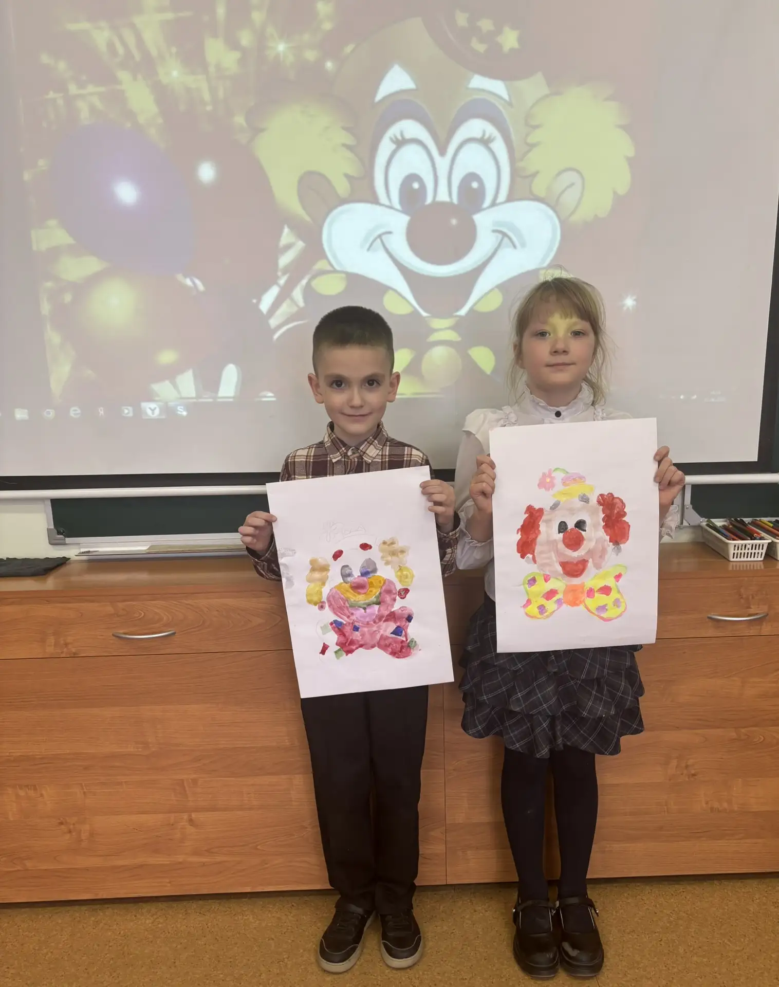 🎨 Наши юные художники снова удивили всех своим талантом и фантазией!💫 Сегодня в нашей ИЗО-студии реб