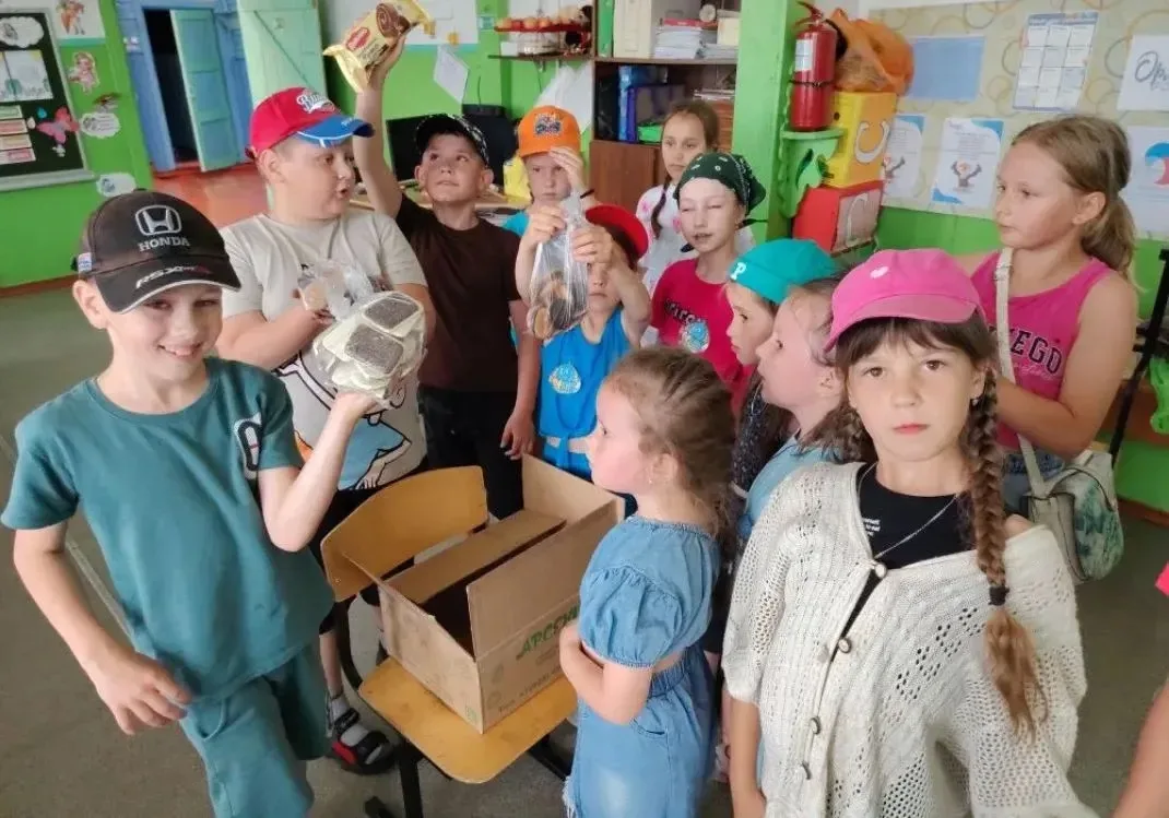Жизнь первого отряда ЛДП «Нарния»👧🧒

Самые маленькие в нашем лагере - это ребята 1 отряда☀️
Каждый