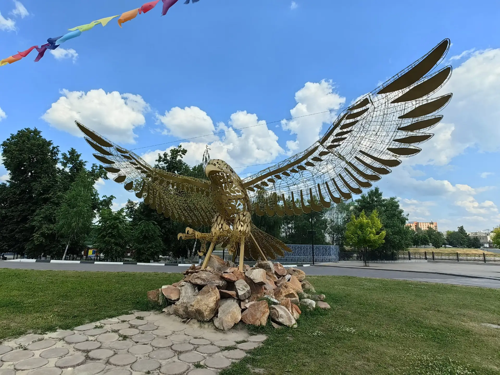 Вот я уже и в Орле по делам промышленным

Вот я уже и в Орле. Это один из древнейших русских городов