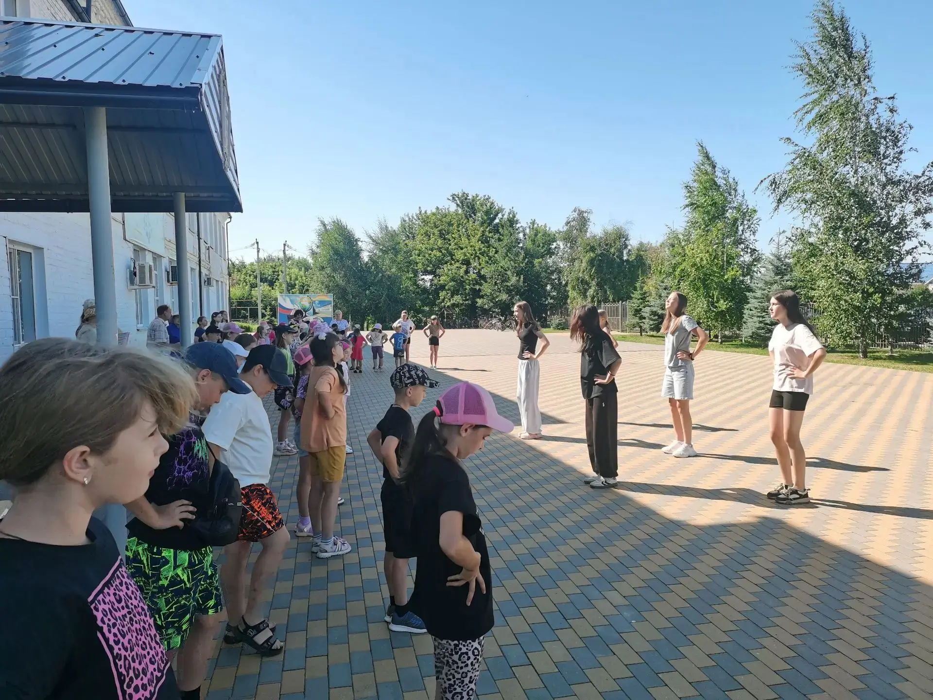 Десятый день в «Факеле»: спорт, знания и творчество
Десятый день лагерной смены в «Факеле» получился
