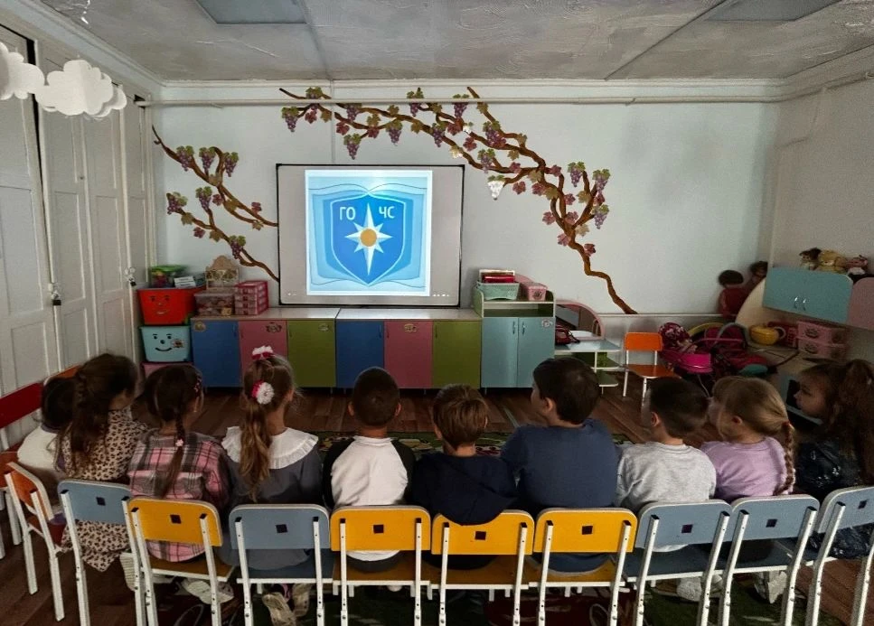 📎В подготовительной к школе группе сегодня,  7⃣ октября, прошло мероприятие, посвящённ...