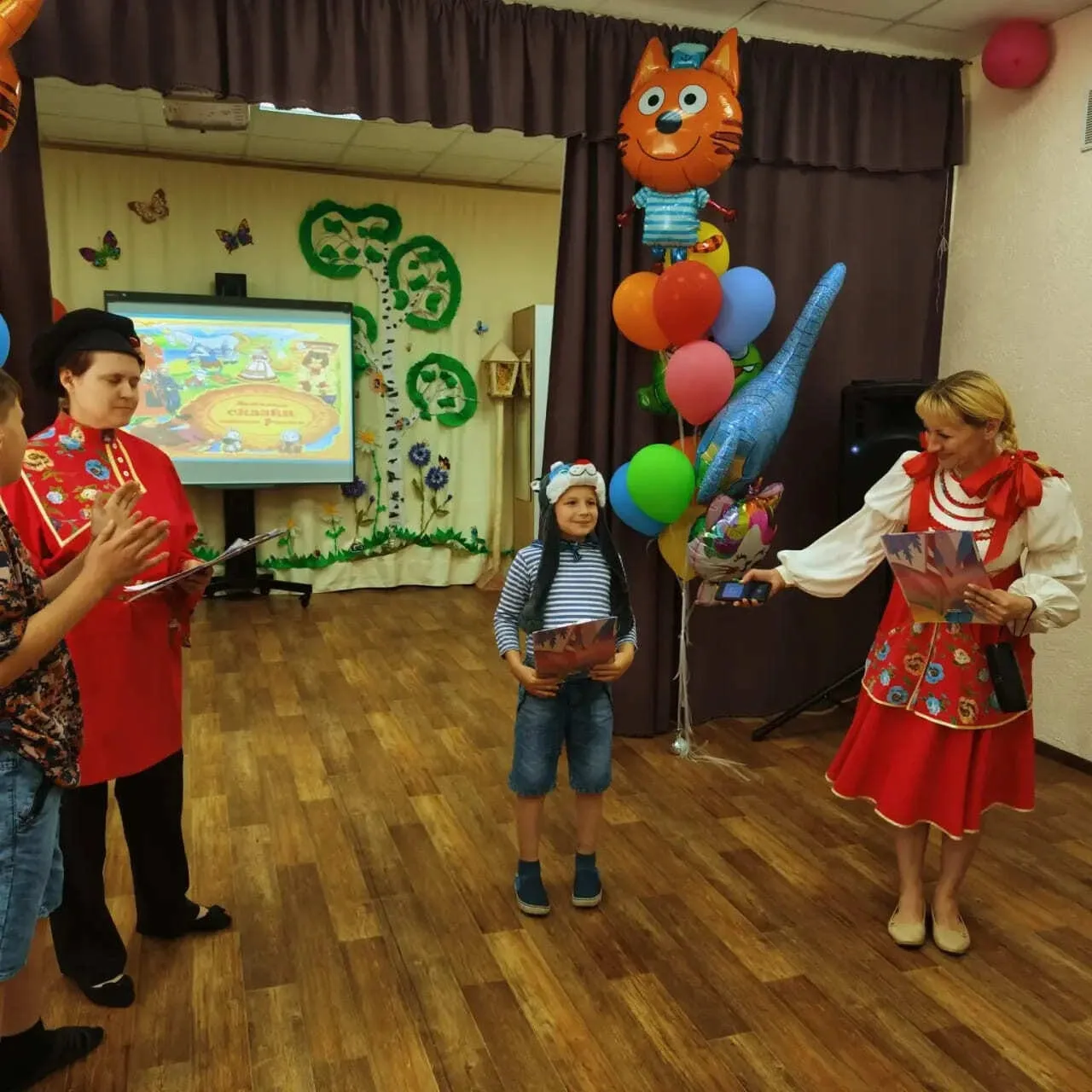 День сказок и легенд народов России: квест-путешествие «По тропам сказок» 🇷🇺✨
В гостях у ребят поб