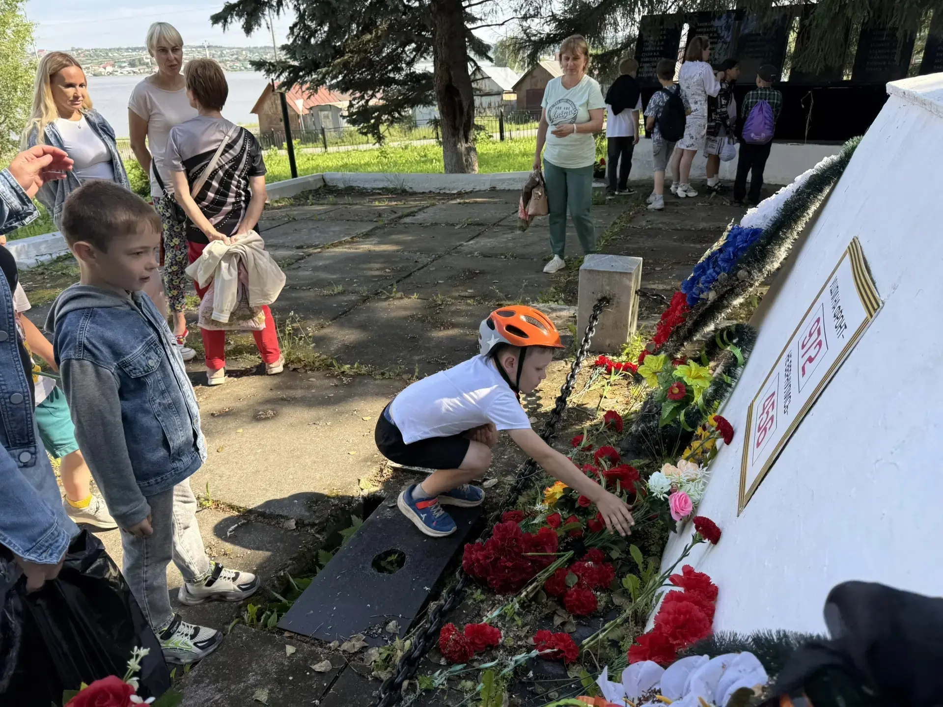 Сегодня - последний день нашего летнего лагеря дневного пребывания.