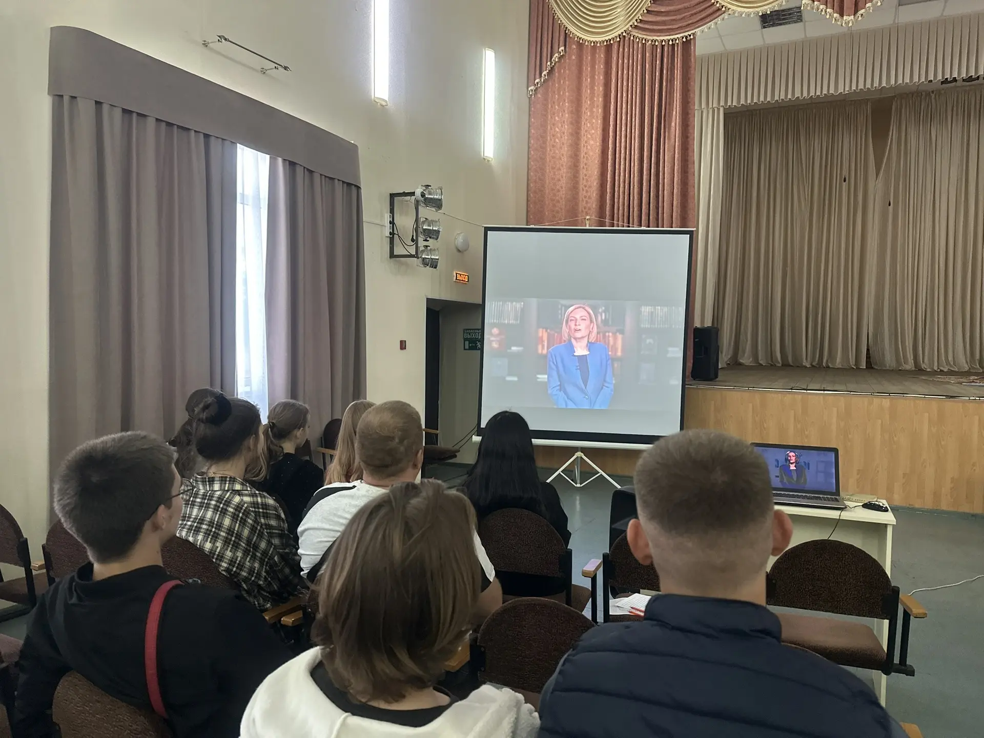 🎬 «Ночь кино» в ЦКР Городище: посмотрели «Ангелы Ладоги»! 🎬