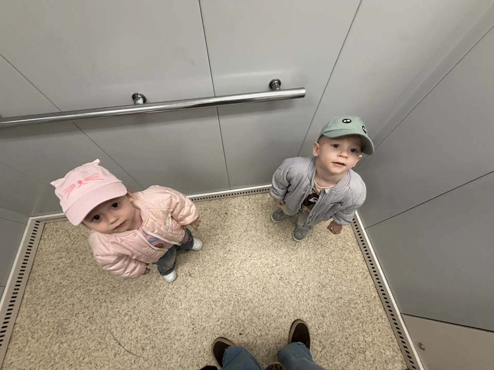 А у нас адаптация к дет.саду🤞🏻😁