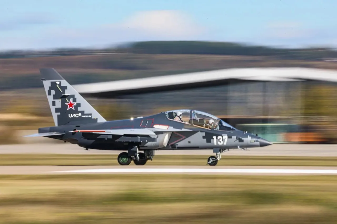 ✈️ Модернизированный учебно-боевой самолет Як-130М готовят к запуску в серийное произво...