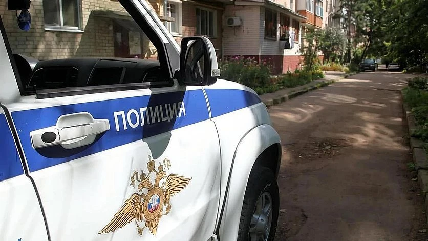 🚨 В Орловской области мужчина угнал машину родственника, пока того не было дома