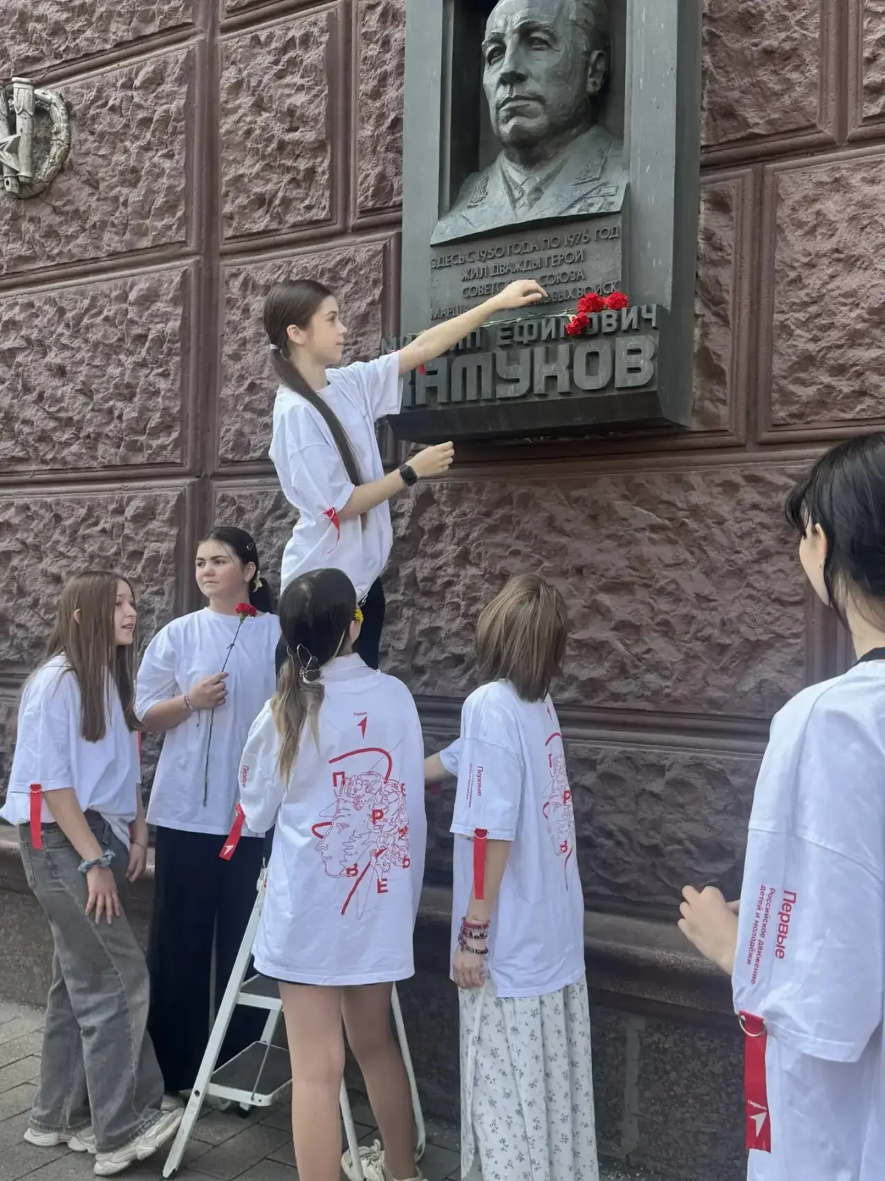 МЕМОРИАЛЬНО-ПАТРОНАТНАЯ АКЦИЯ   📌В преддверии празднования Великой Победы в нашем районе Сокол прошл