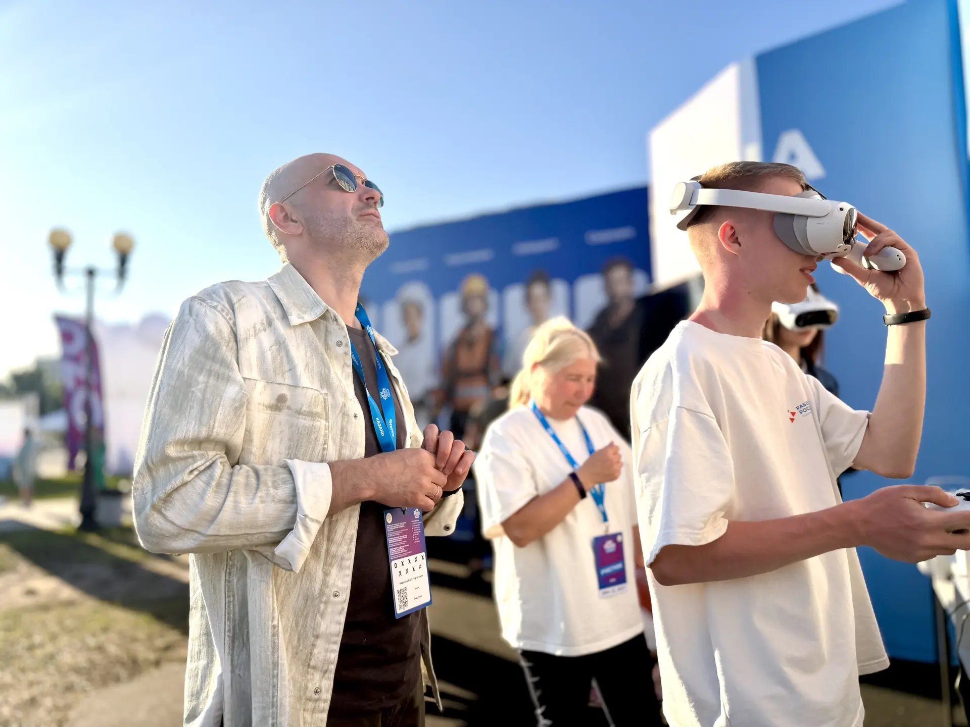 ✨ Министр по делам молодёжи РТ попробовал новую профессию в VR-очках