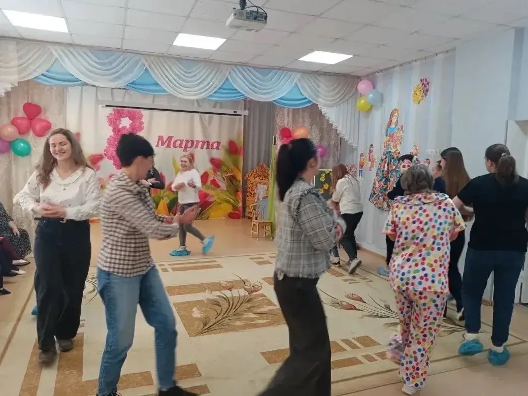 В ДО "Светлячок" в  старшей логопедической группе «Незабудка» прошел утренник, посвященный Междунаро