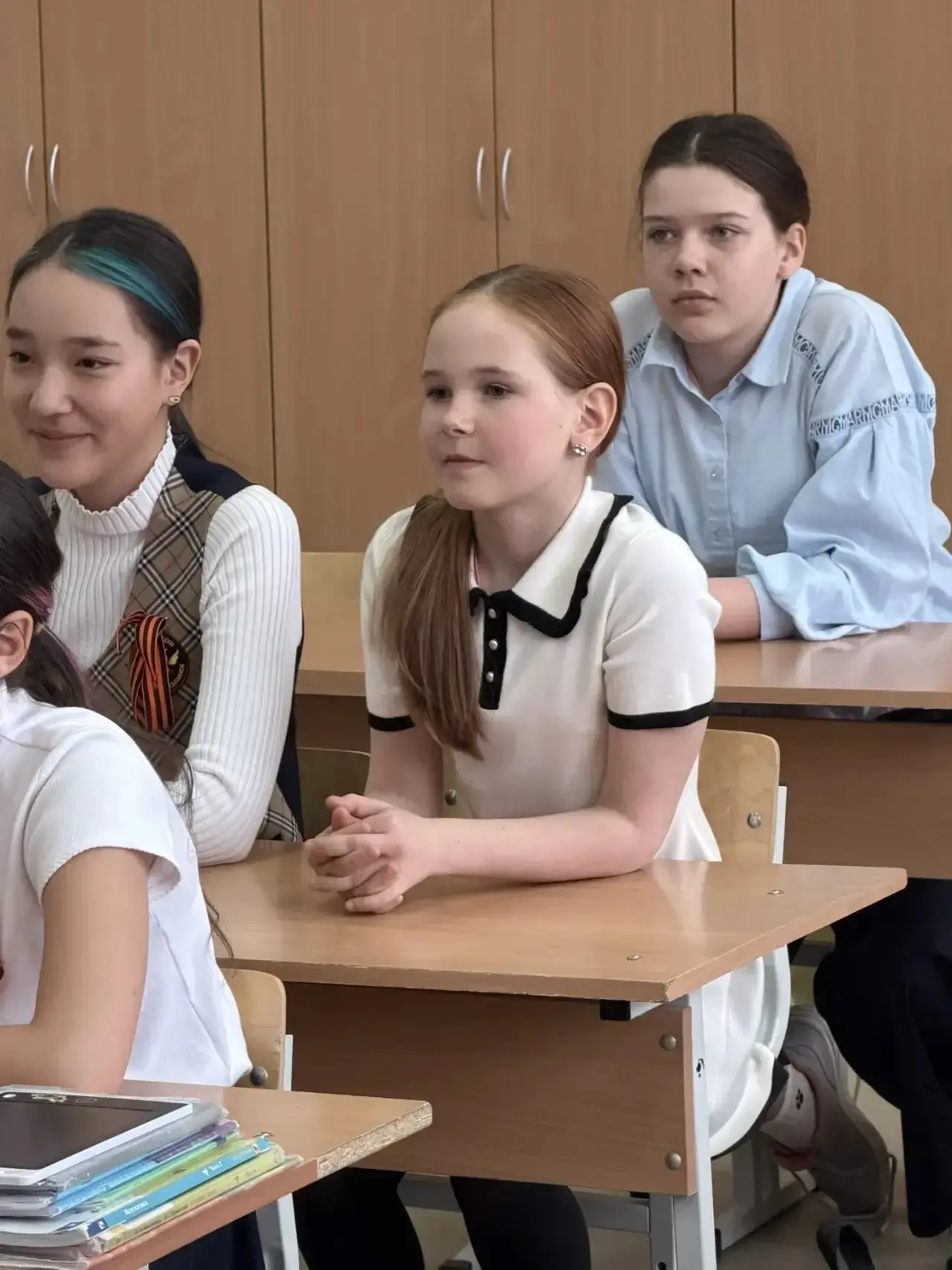 👷‍♂️Знакомство с профессией: ведущий инженер  🏗️ Для учащихся 4Г класса прошёл необычный и очень инт
