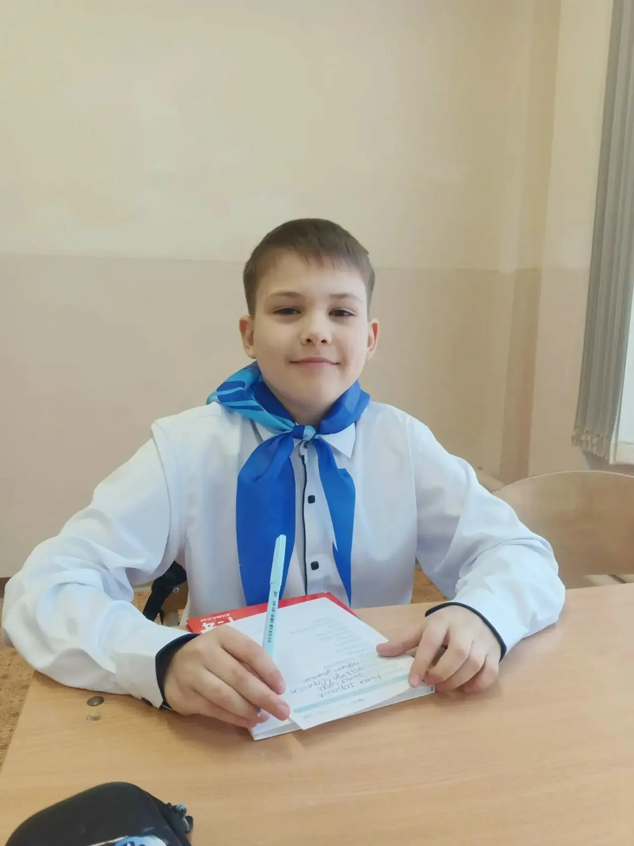 В МБОУ «Шолоховская гимназия» торжества, посвященные Дню знаний, прошли ярко и познават...