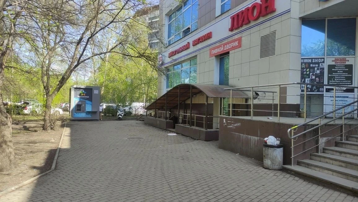 💧 Новые киоски артезианской воды "Здравница" появились по следующим адресам: