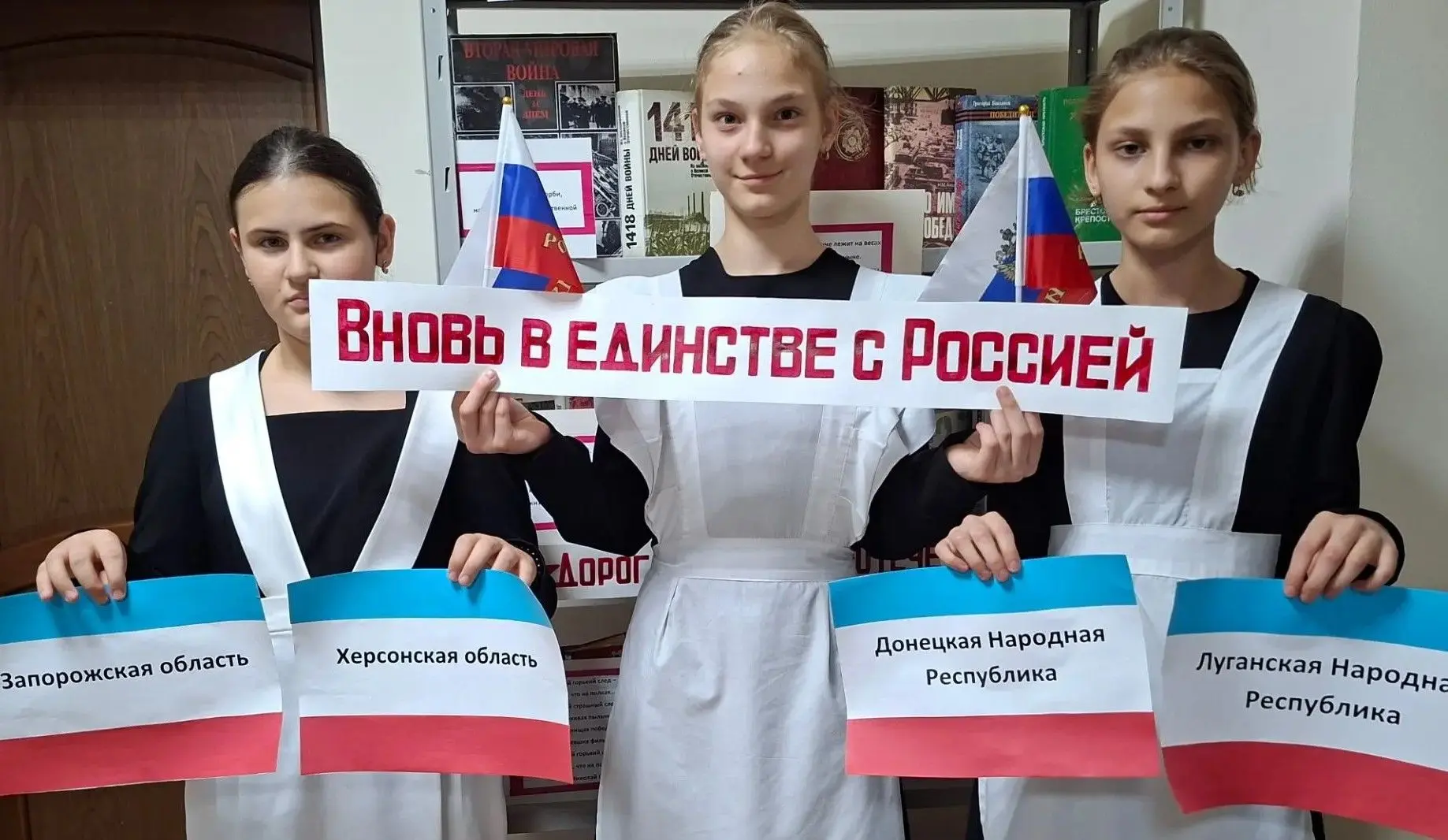 🗓 Заведующая библиотекой-филиалом с.п. Светловодское провела познавательный час «Вновь...