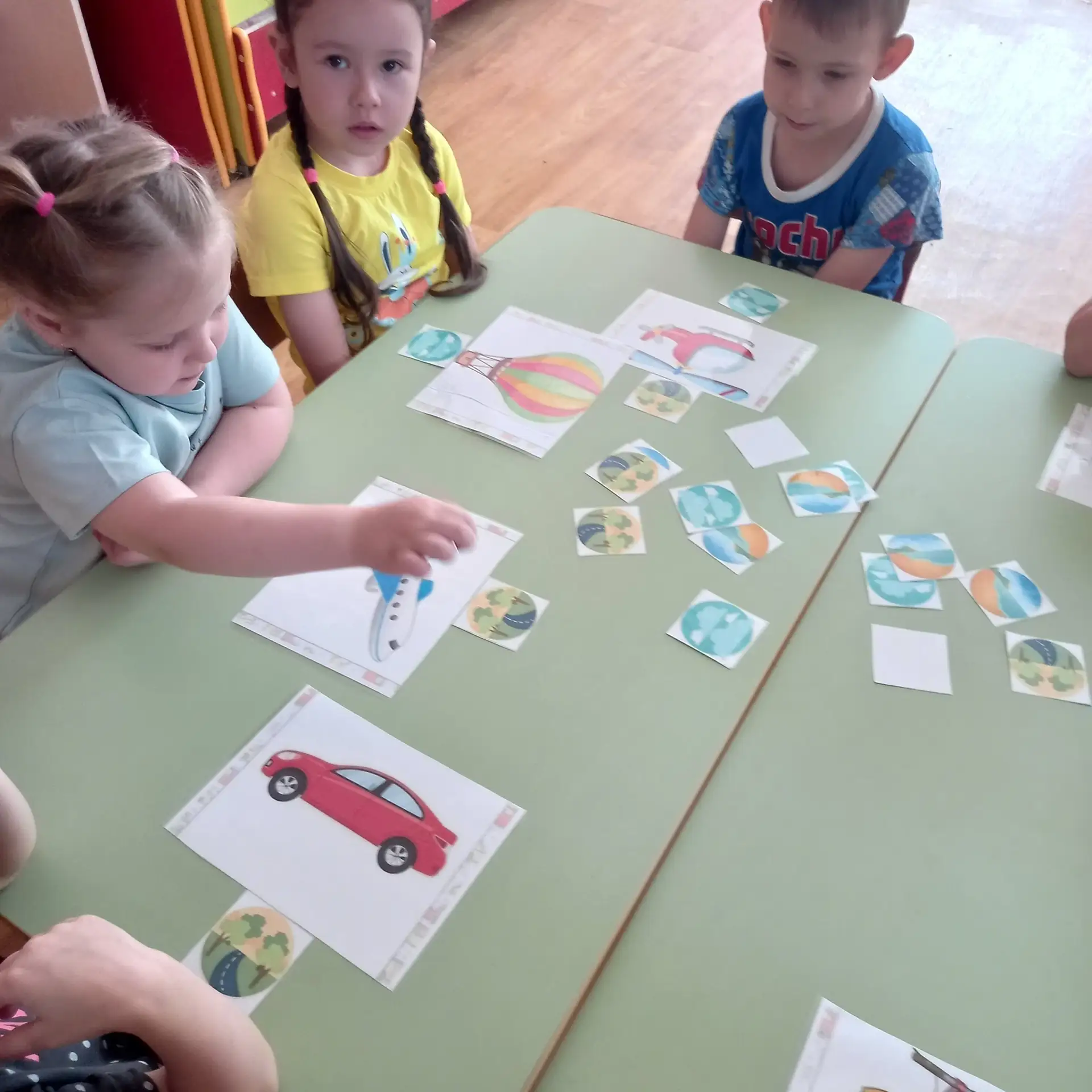 🚘🛩🛥 Путешествие по миру транспорта: занятие в нашем детском саду! 🛥🛩🚘 Сегодня в н...