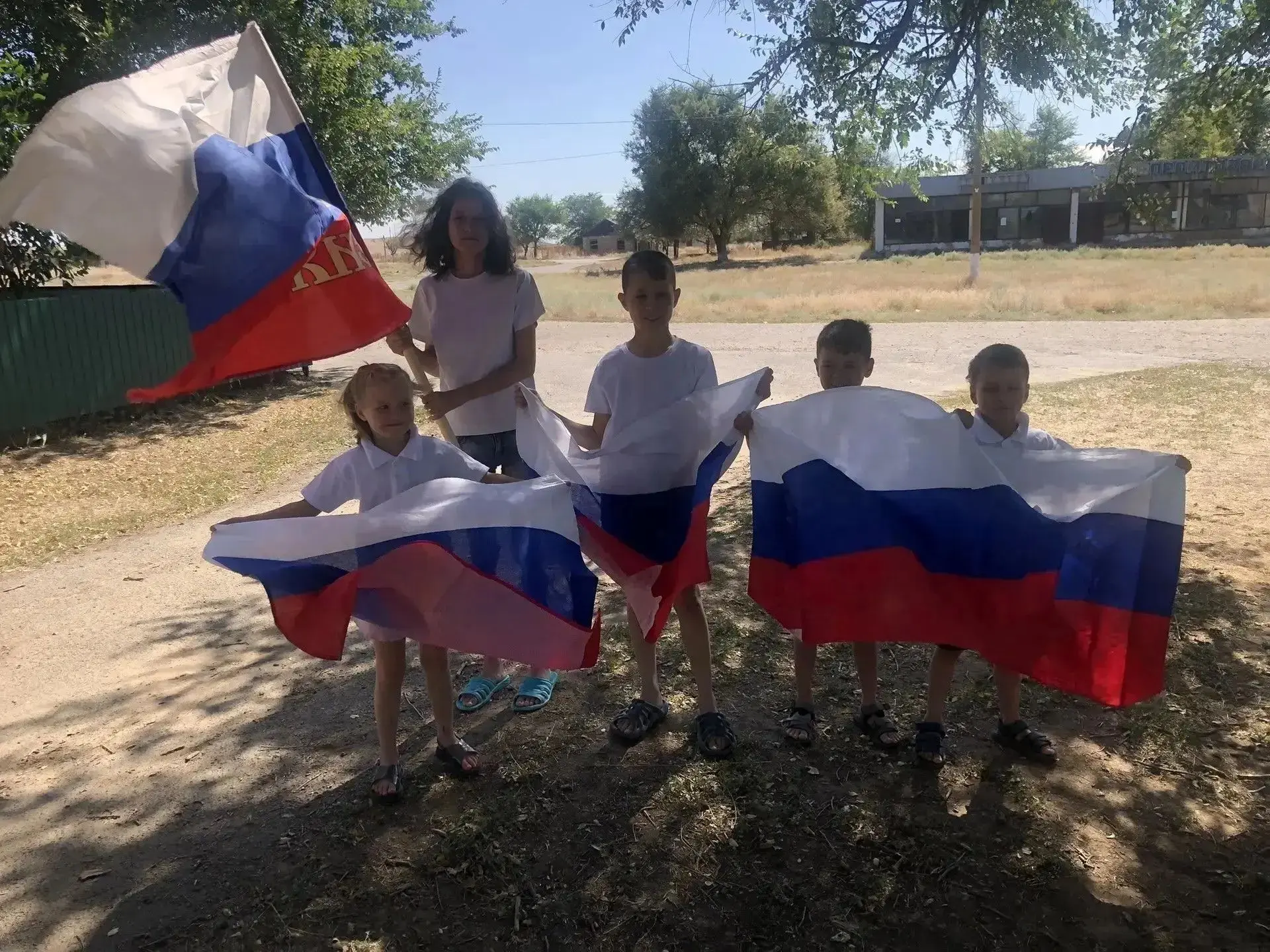 Воспитанники ГБУСОН РО "СП Ремонтненского района" приняли участие в фотоконкурсе 🇷🇺" ...