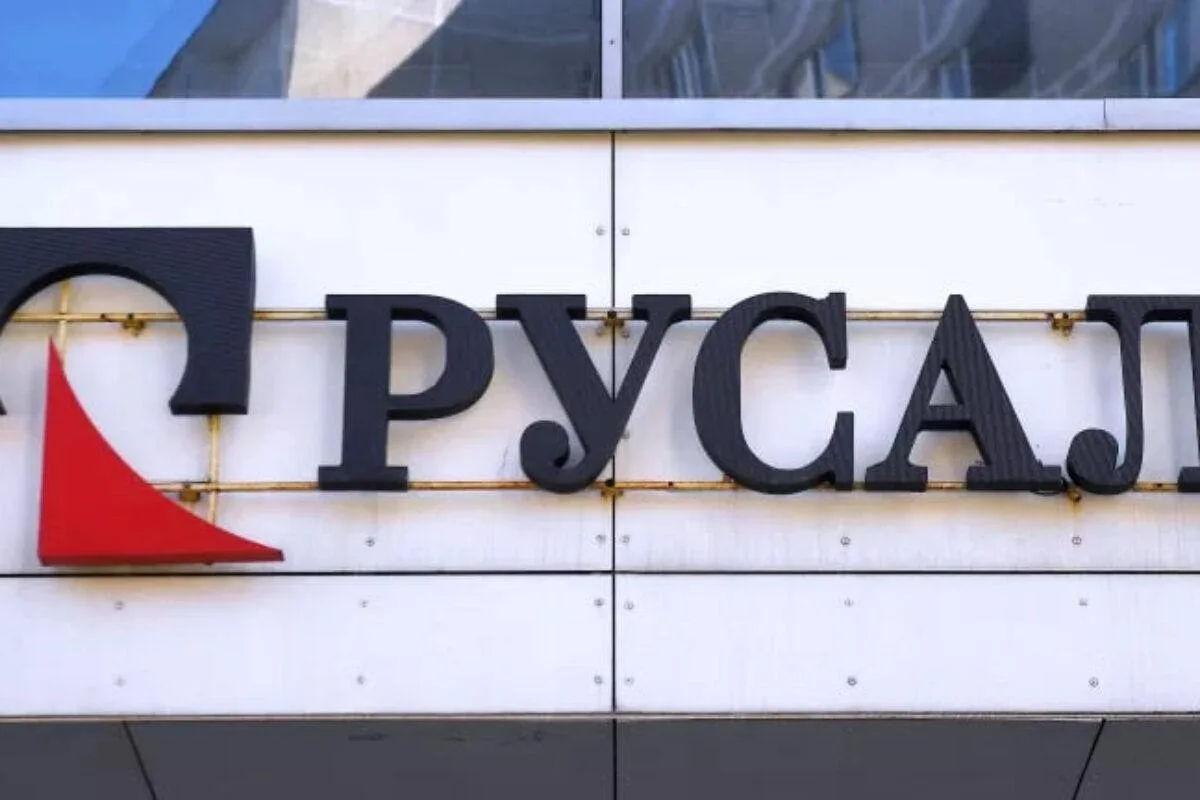 💰 «Русалу», планировавшему закрыть предприятия на Урале, разрешили не платить партнеру...