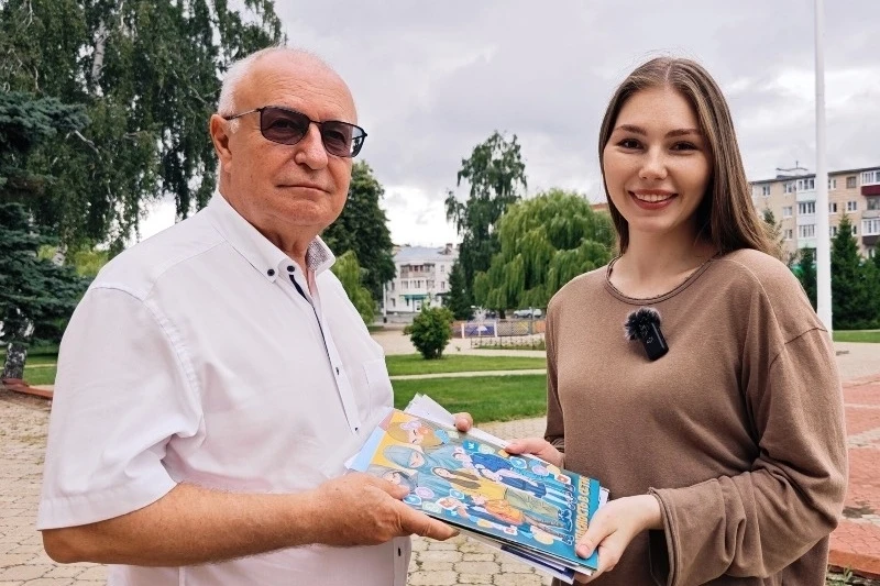 Марьяна Наумова сняла репортаж о последствиях атаки на Котовск и презентовала проект «Безопасный мир