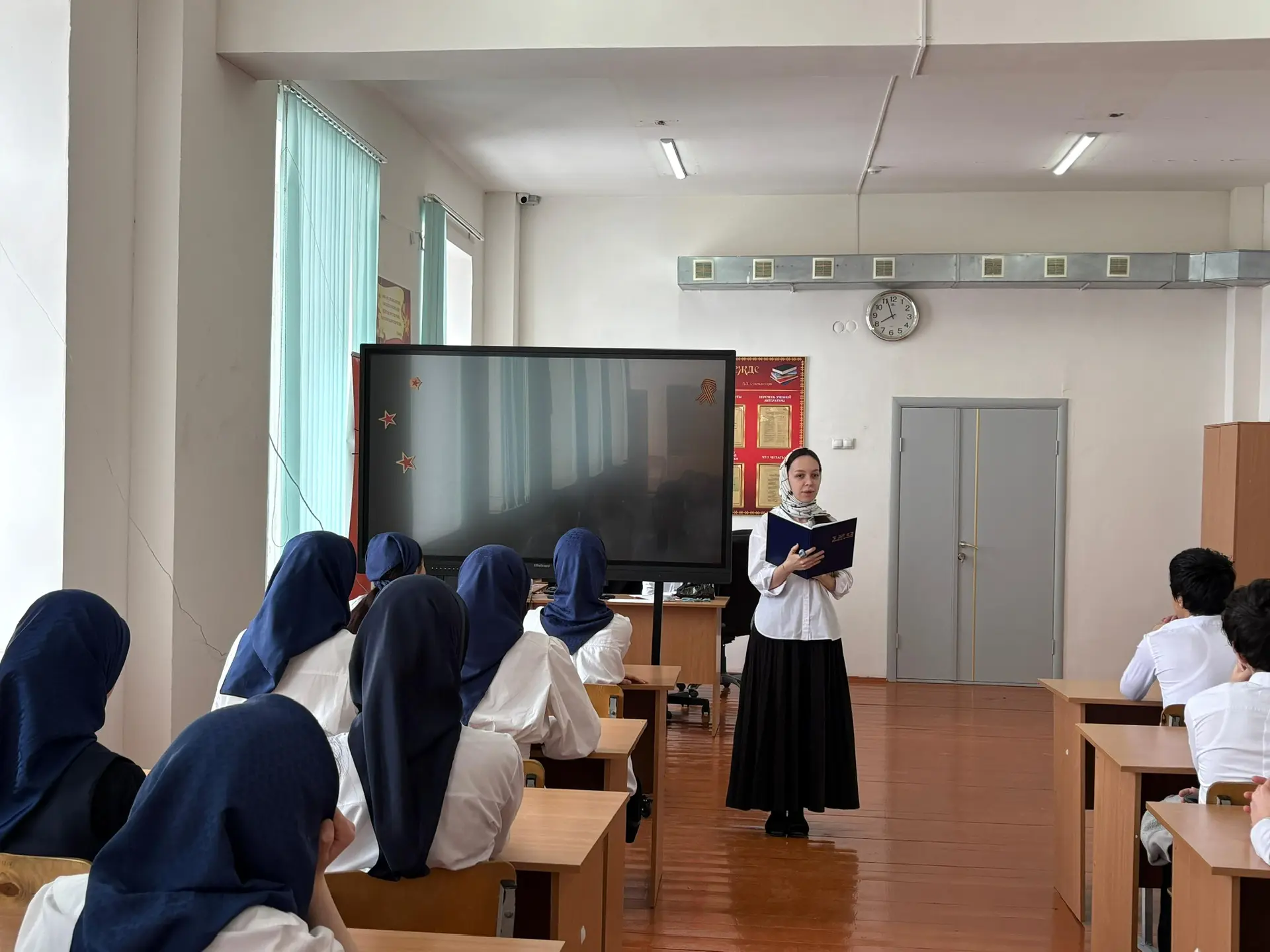 В школе прошли тематические классные часы по пропаганде здорового образа жизни. Главная цель меропри