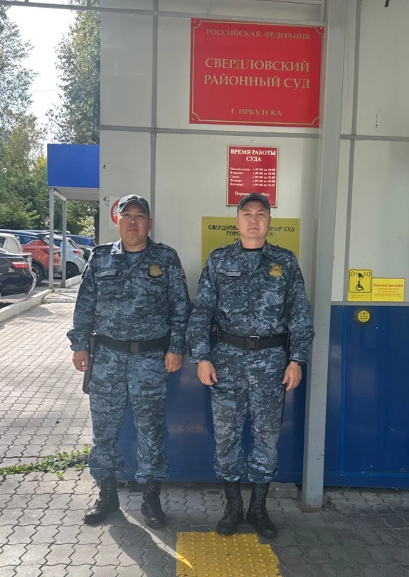 Судебные приставы спасли жилой дом от пожара